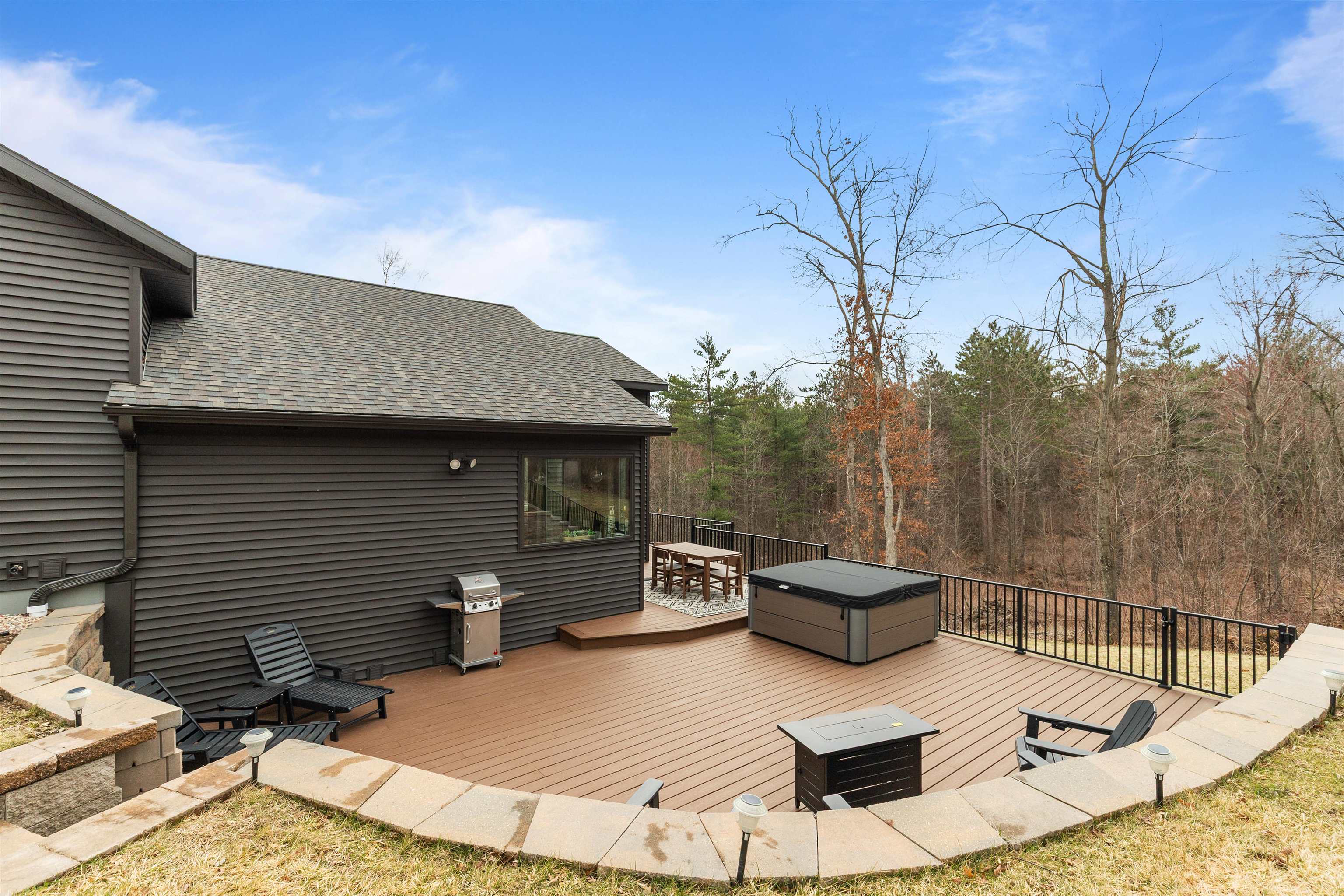 10143 YELLOW BRICK ROAD, Amherst, Wisconsin 54406, 3 Bedrooms Bedrooms, ,2 BathroomsBathrooms,Residential,For Sale,10143 YELLOW BRICK ROAD,22601402