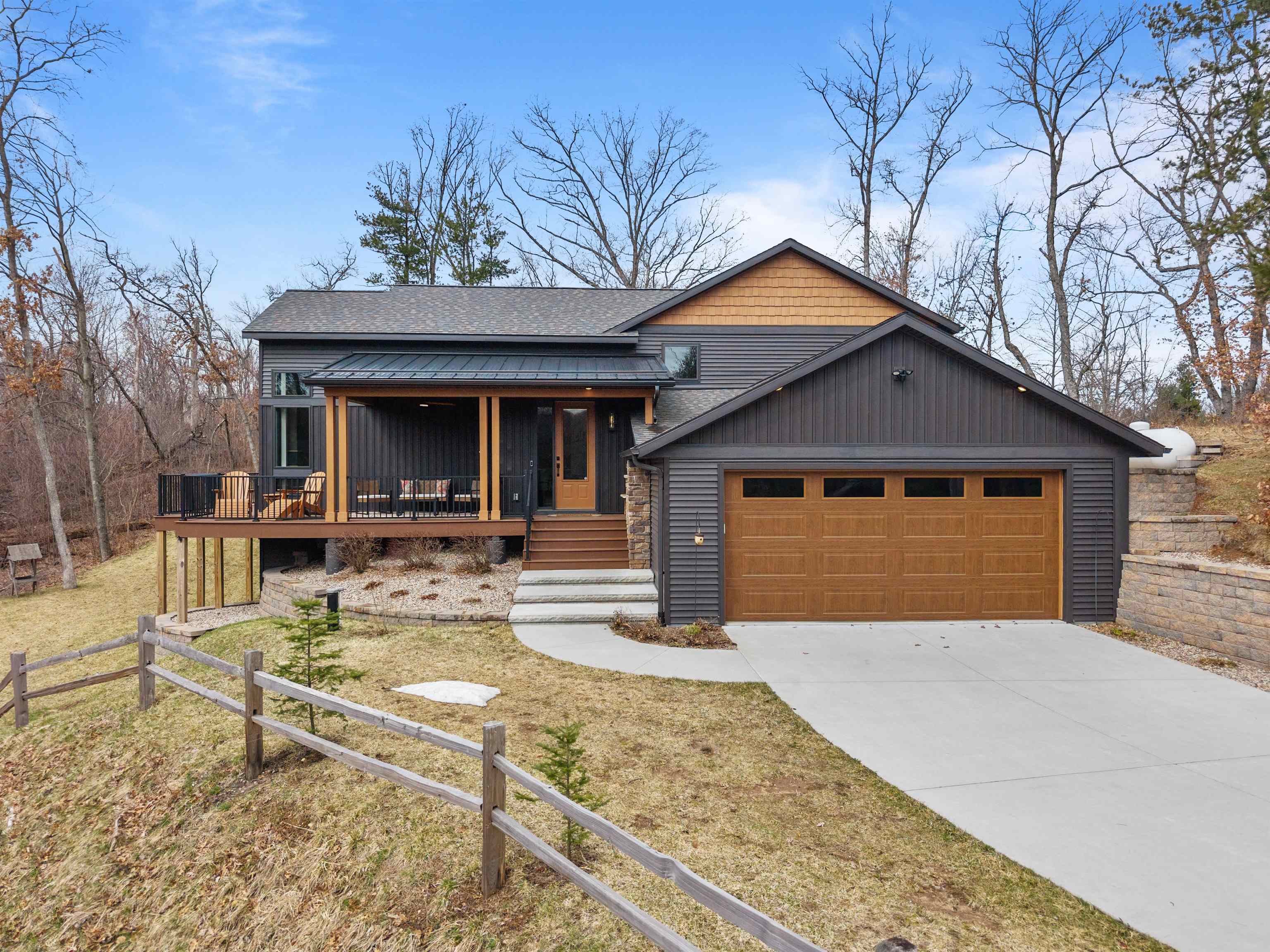 10143 YELLOW BRICK ROAD, Amherst, Wisconsin 54406, 3 Bedrooms Bedrooms, ,2 BathroomsBathrooms,Residential,For Sale,10143 YELLOW BRICK ROAD,22601402