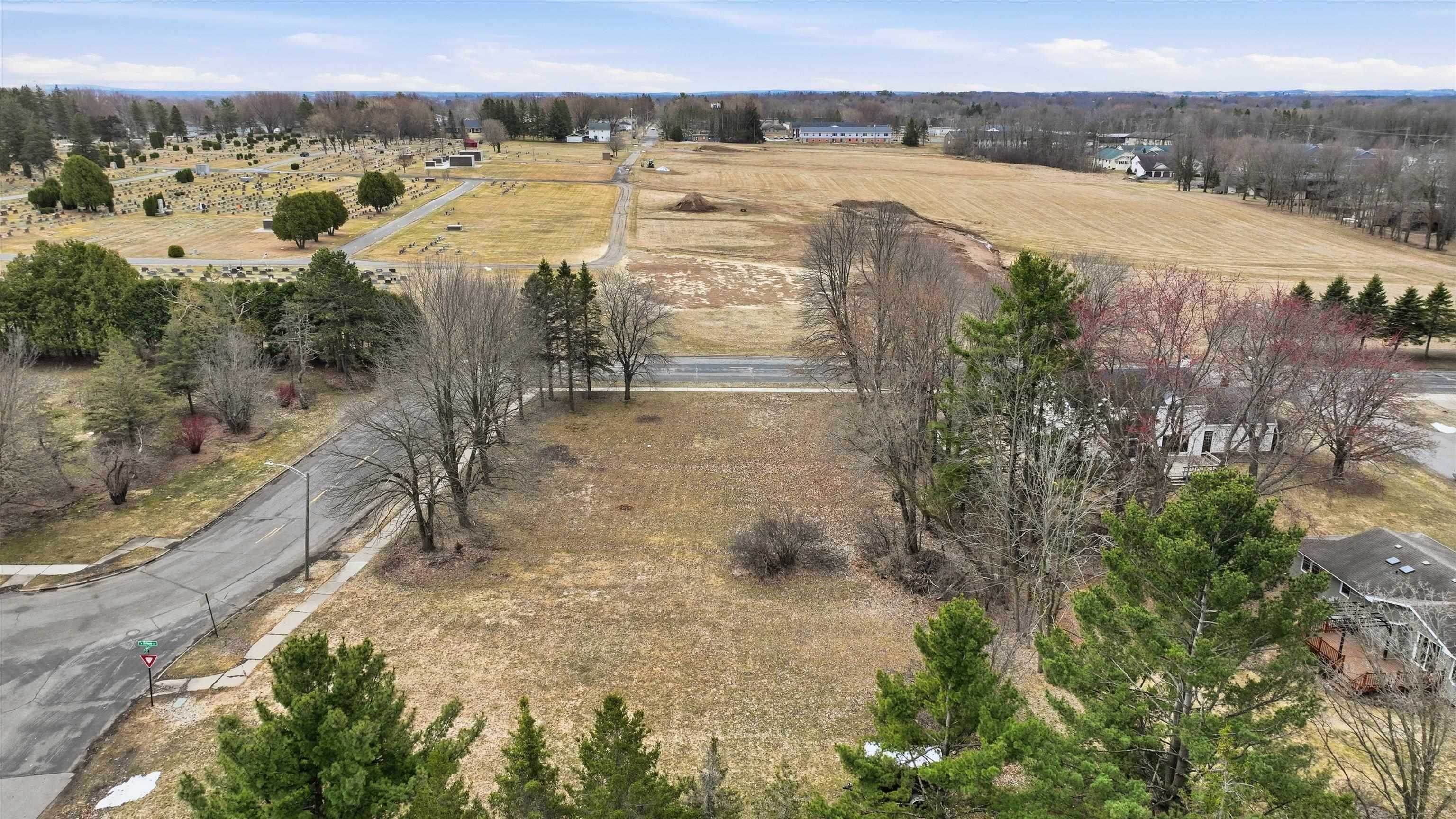Lot 10 N WOOD AVENUE, Marshfield, Wisconsin 54449, ,Land,For Sale,Lot 10 N WOOD AVENUE,22601404