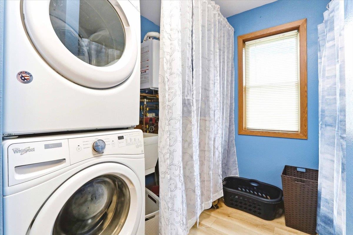 1004 S 19TH AVENUE, Wisconsin Rapids, Wisconsin 54495, 3 Bedrooms Bedrooms, ,1 BathroomBathrooms,Residential,For Sale,1004 S 19TH AVENUE,22601407