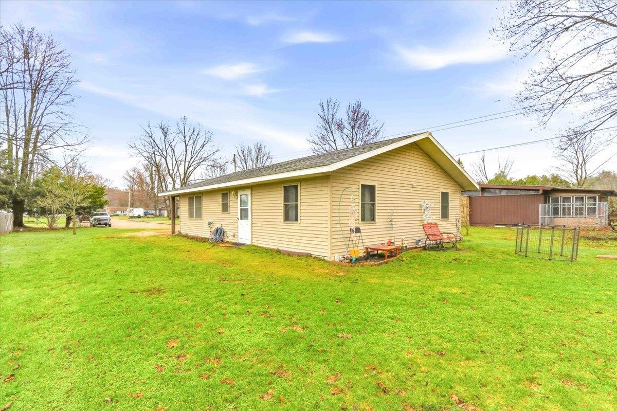 1004 S 19TH AVENUE, Wisconsin Rapids, Wisconsin 54495, 3 Bedrooms Bedrooms, ,1 BathroomBathrooms,Residential,For Sale,1004 S 19TH AVENUE,22601407