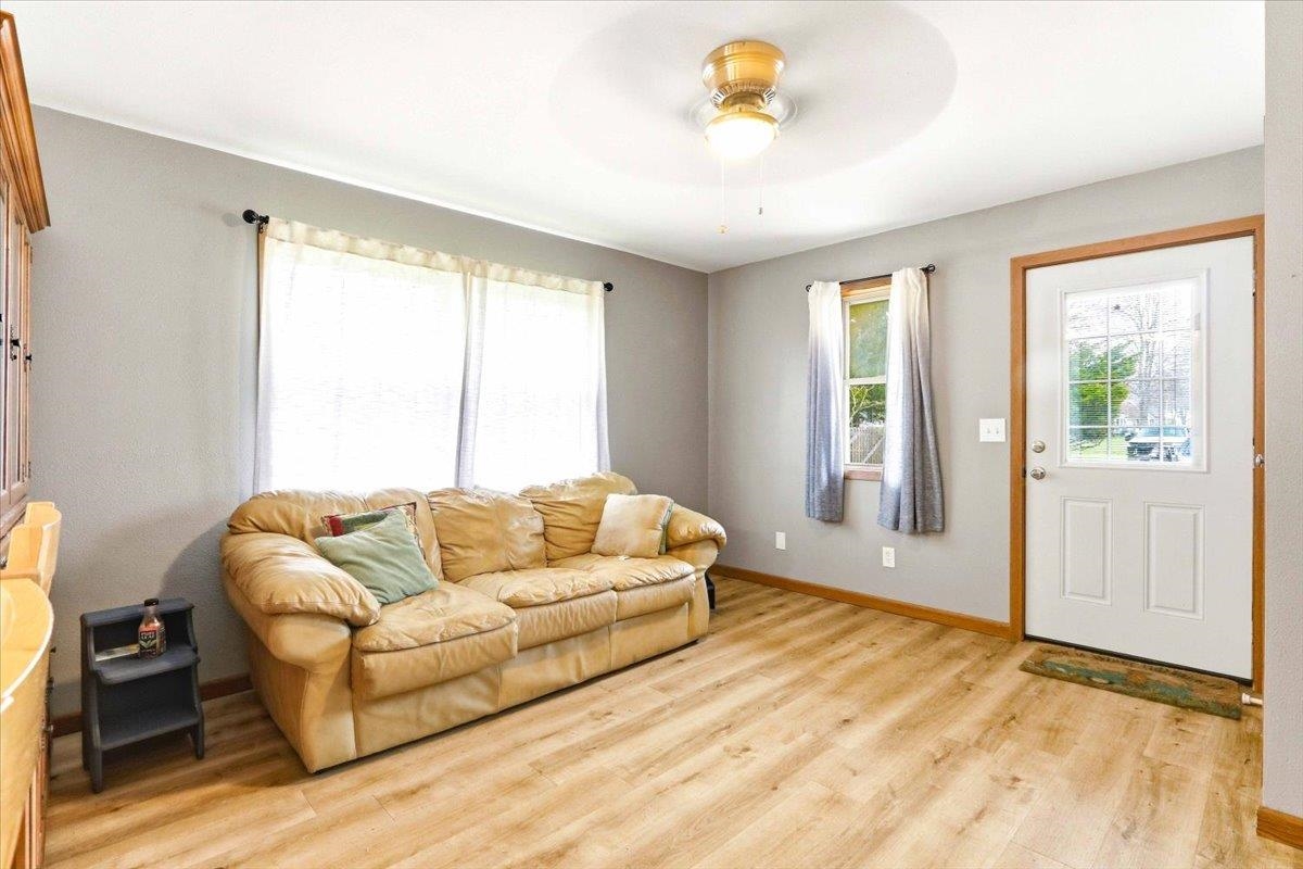 1004 S 19TH AVENUE, Wisconsin Rapids, Wisconsin 54495, 3 Bedrooms Bedrooms, ,1 BathroomBathrooms,Residential,For Sale,1004 S 19TH AVENUE,22601407