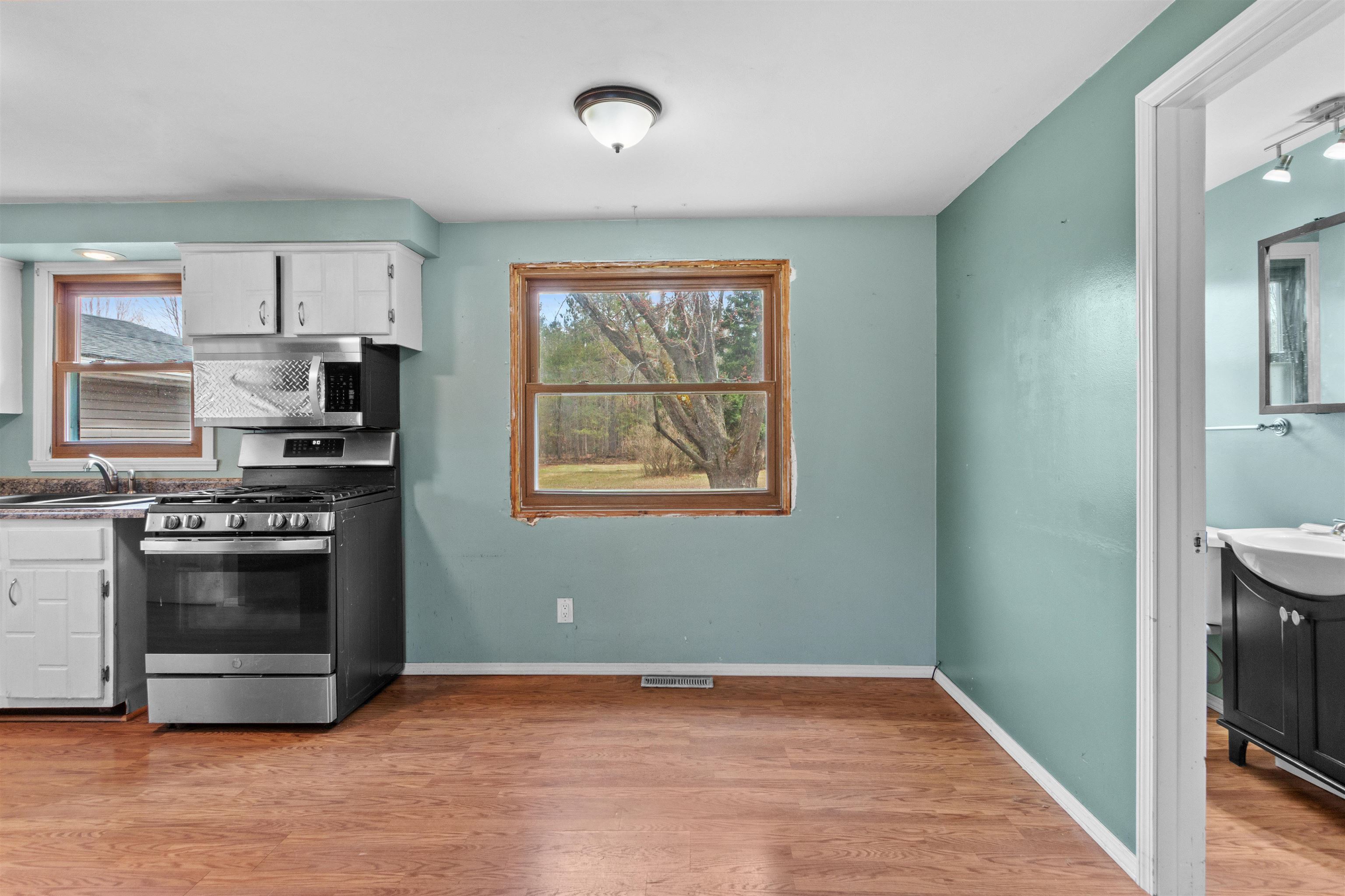 3188 SWANSON ROAD, Wisconsin Rapids, Wisconsin 54495, 4 Bedrooms Bedrooms, ,1 BathroomBathrooms,Residential,For Sale,3188 SWANSON ROAD,22601408