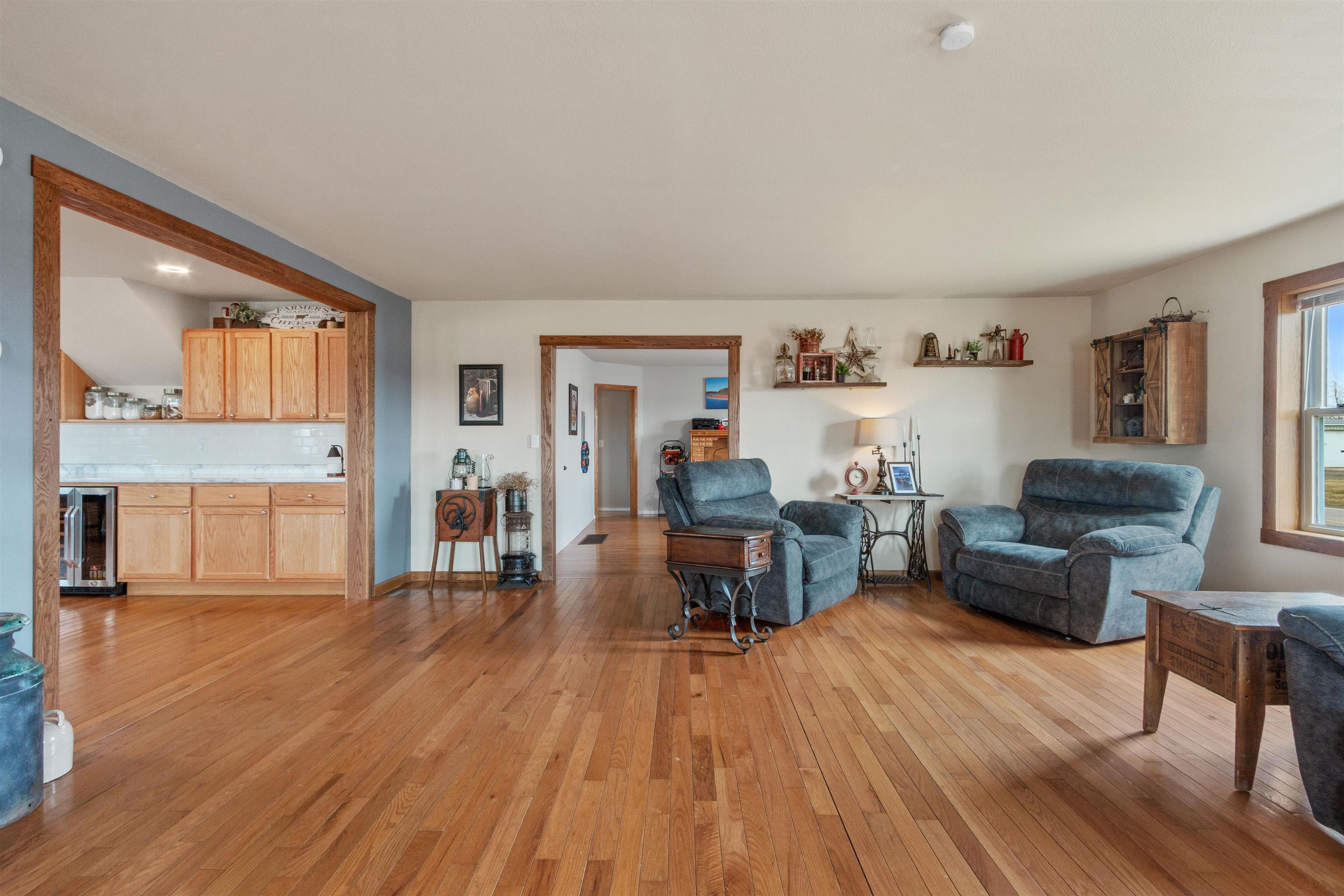 6447 COUNTY ROAD F, Wisconsin Rapids, Wisconsin 54495, 6 Bedrooms Bedrooms, ,3 BathroomsBathrooms,Residential,For Sale,6447 COUNTY ROAD F,22601410