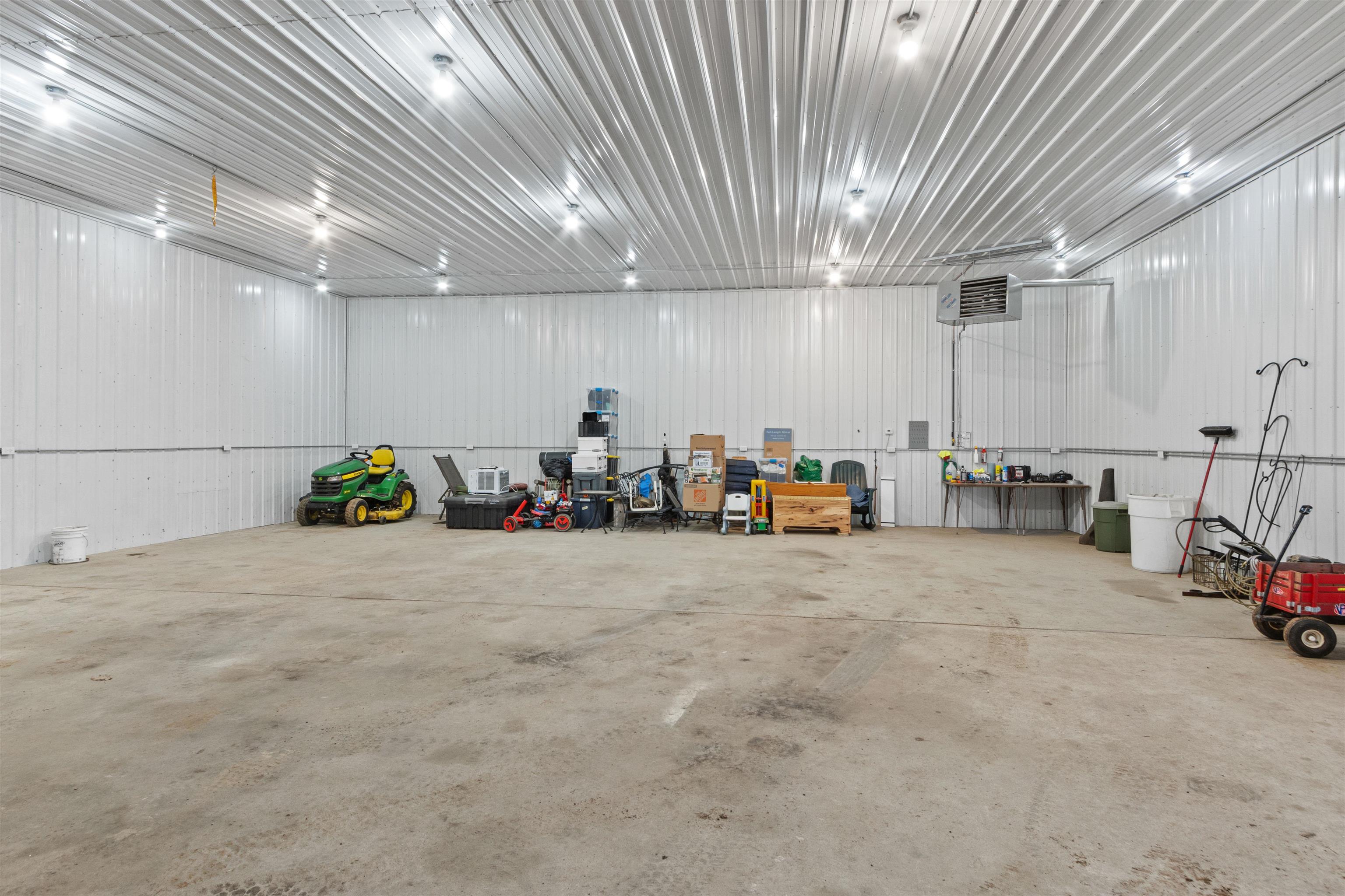 6447 COUNTY ROAD F, Wisconsin Rapids, Wisconsin 54495, 6 Bedrooms Bedrooms, ,3 BathroomsBathrooms,Residential,For Sale,6447 COUNTY ROAD F,22601410