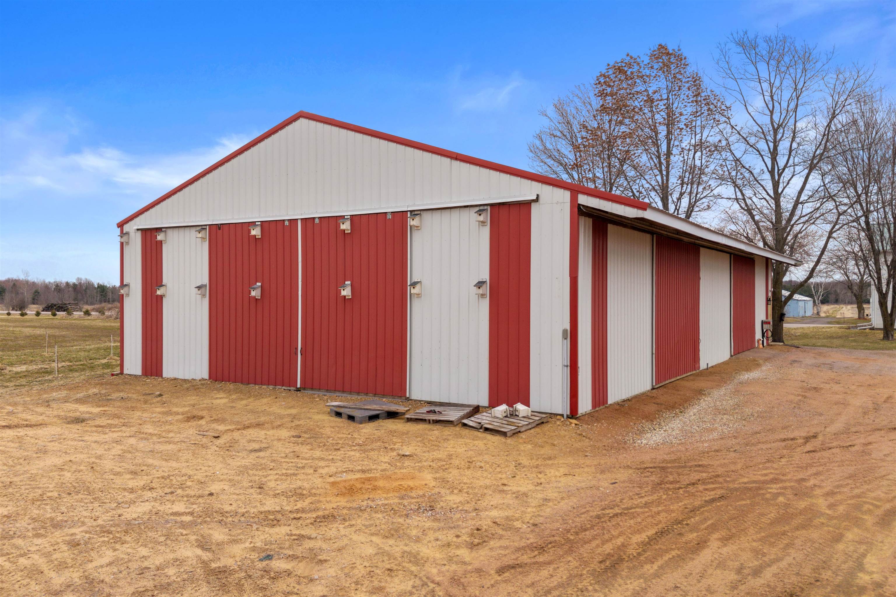 6447 COUNTY ROAD F, Wisconsin Rapids, Wisconsin 54495, 6 Bedrooms Bedrooms, ,3 BathroomsBathrooms,Residential,For Sale,6447 COUNTY ROAD F,22601410