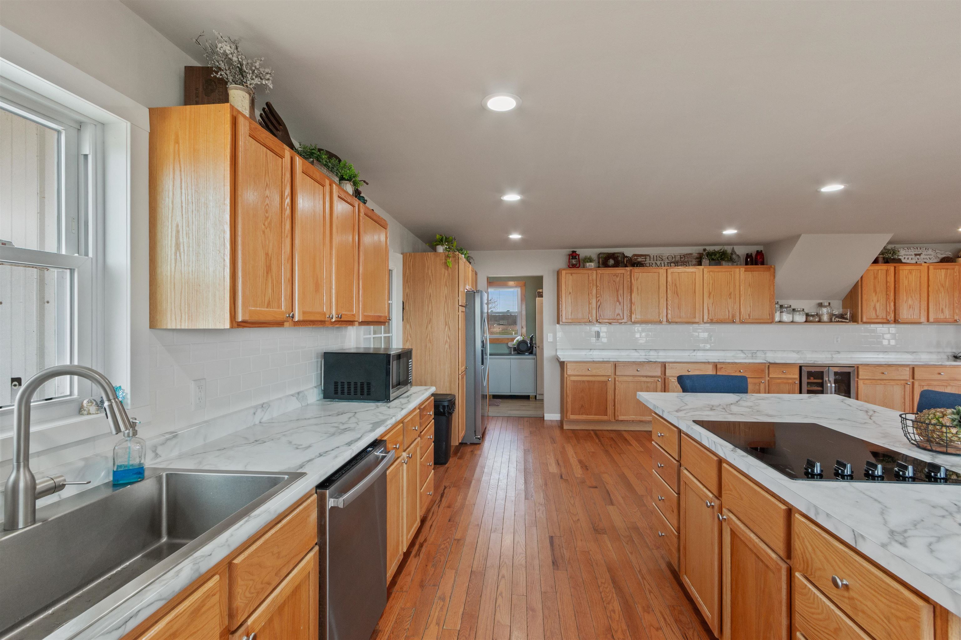 6447 COUNTY ROAD F, Wisconsin Rapids, Wisconsin 54495, 6 Bedrooms Bedrooms, ,3 BathroomsBathrooms,Residential,For Sale,6447 COUNTY ROAD F,22601410