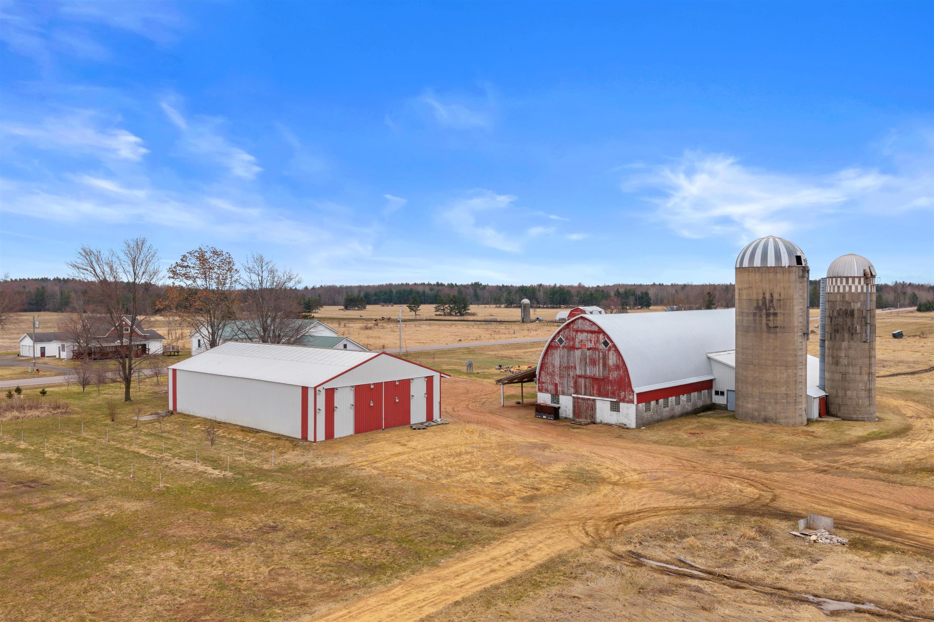 6447 COUNTY ROAD F, Wisconsin Rapids, Wisconsin 54495, 6 Bedrooms Bedrooms, ,3 BathroomsBathrooms,Residential,For Sale,6447 COUNTY ROAD F,22601410