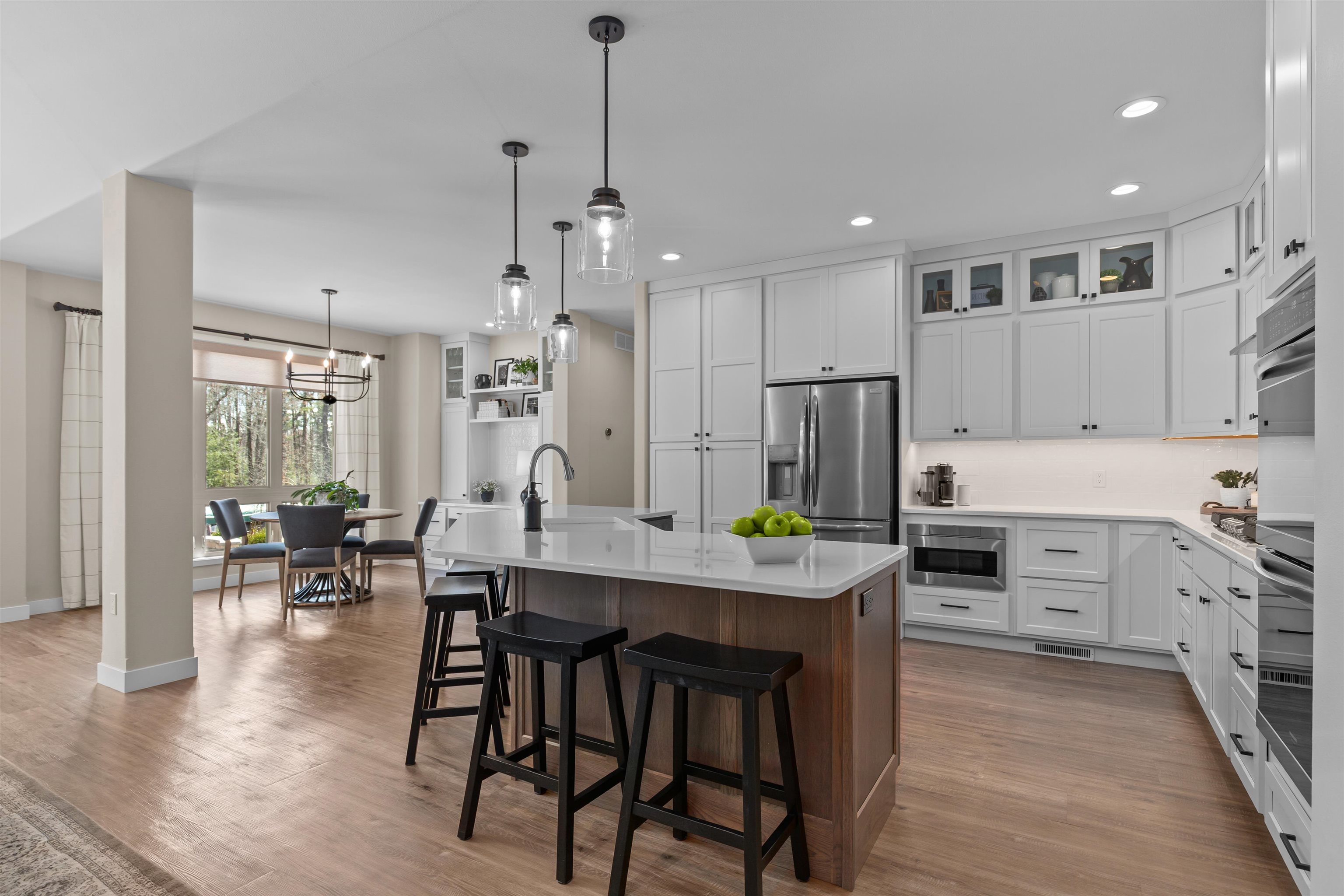 1243 BRIDGEVIEW DRIVE, Wisconsin Rapids, Wisconsin 54494, 4 Bedrooms Bedrooms, ,3 BathroomsBathrooms,Residential,For Sale,1243 BRIDGEVIEW DRIVE,22601412