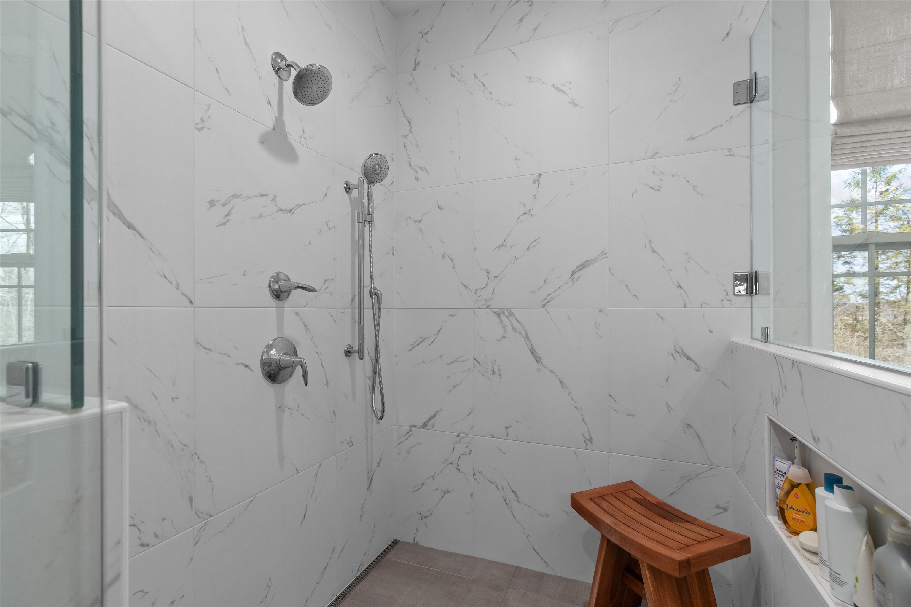 1243 BRIDGEVIEW DRIVE, Wisconsin Rapids, Wisconsin 54494, 4 Bedrooms Bedrooms, ,3 BathroomsBathrooms,Residential,For Sale,1243 BRIDGEVIEW DRIVE,22601412