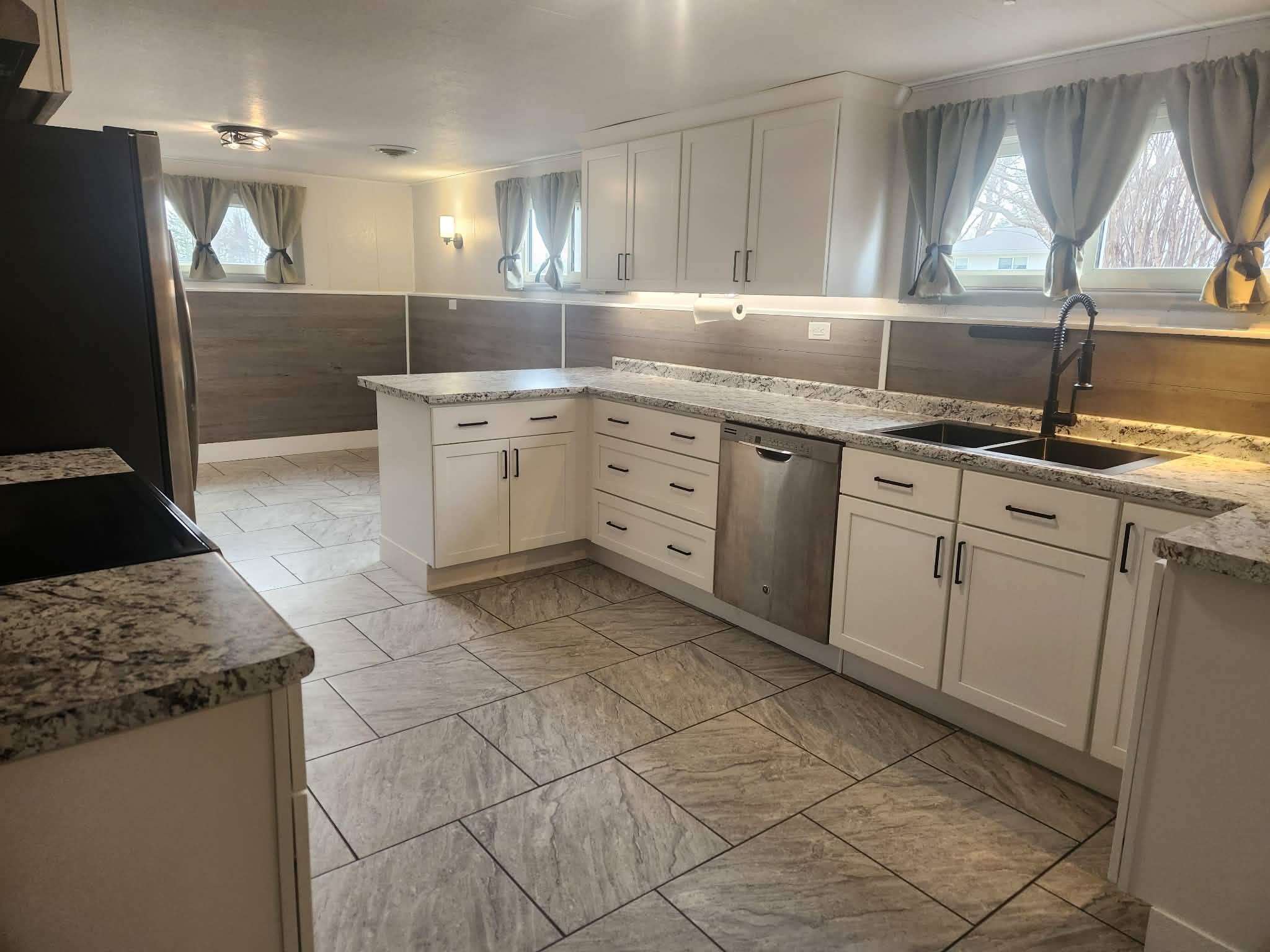 225 W 28TH STREET, Marshfield, Wisconsin 54449, 3 Bedrooms Bedrooms, ,2 BathroomsBathrooms,Residential,For Sale,225 W 28TH STREET,22601413