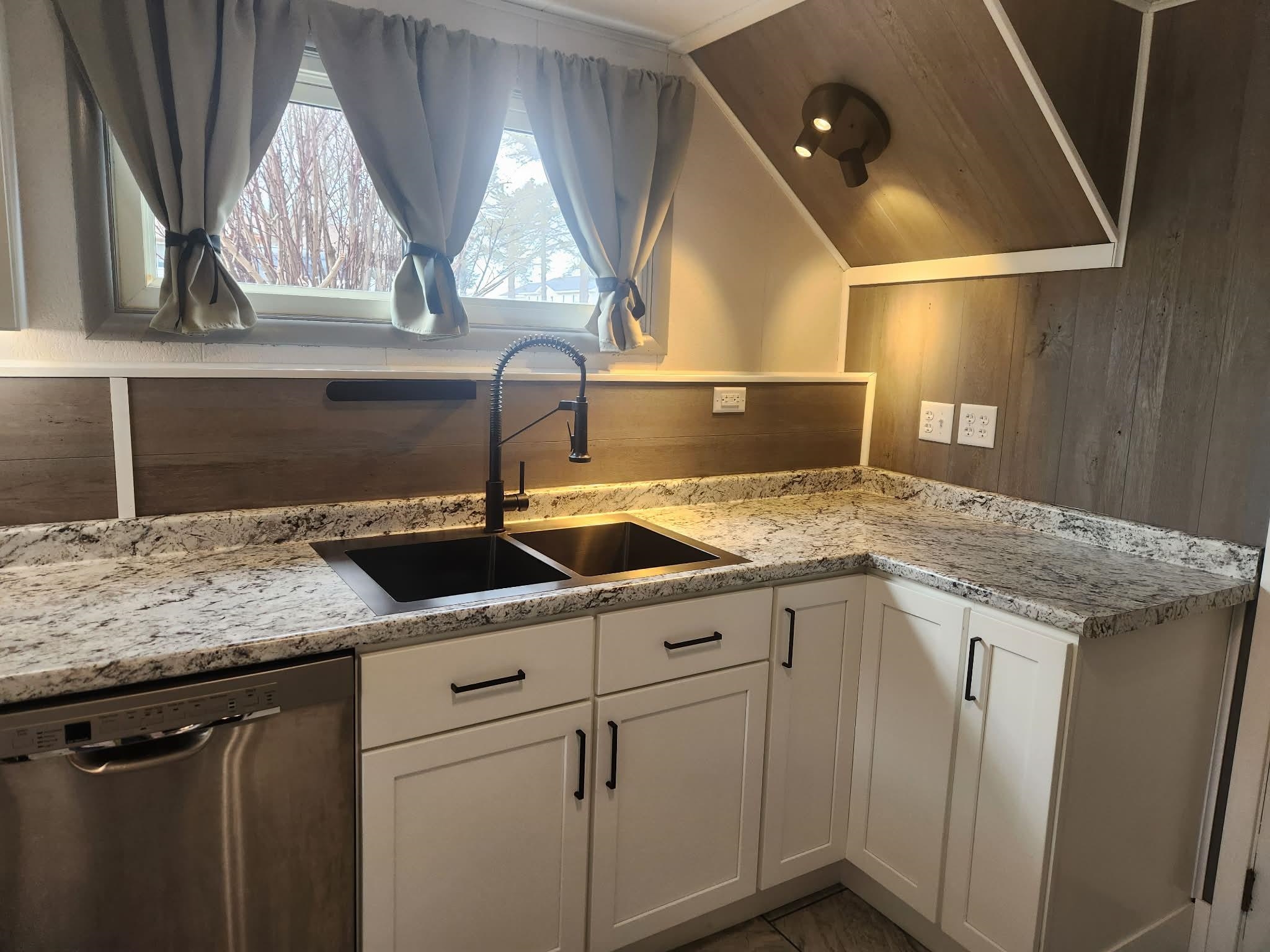 225 W 28TH STREET, Marshfield, Wisconsin 54449, 3 Bedrooms Bedrooms, ,2 BathroomsBathrooms,Residential,For Sale,225 W 28TH STREET,22601413