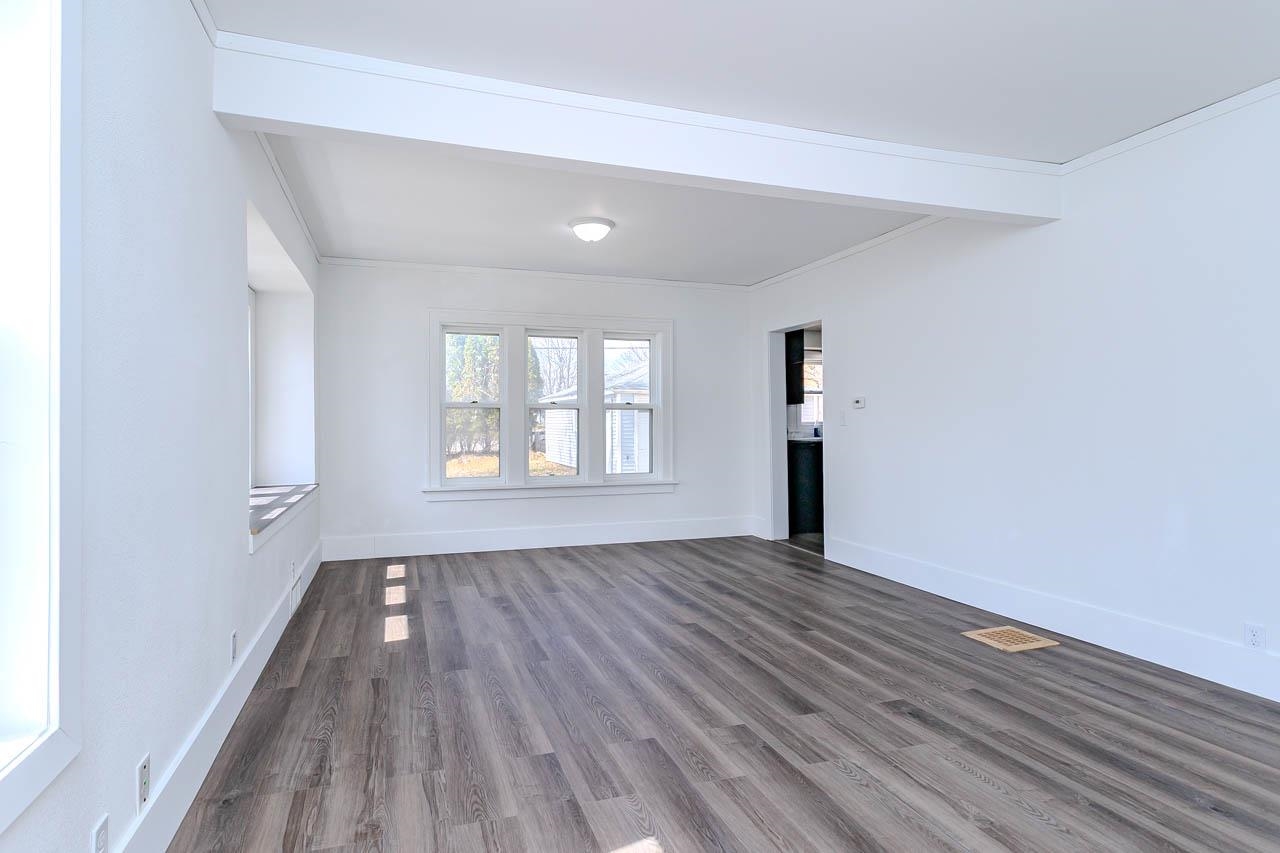 814 N 2ND AVENUE, Wausau, Wisconsin 54401, 4 Bedrooms Bedrooms, ,2 BathroomsBathrooms,Residential,For Sale,814 N 2ND AVENUE,22601414