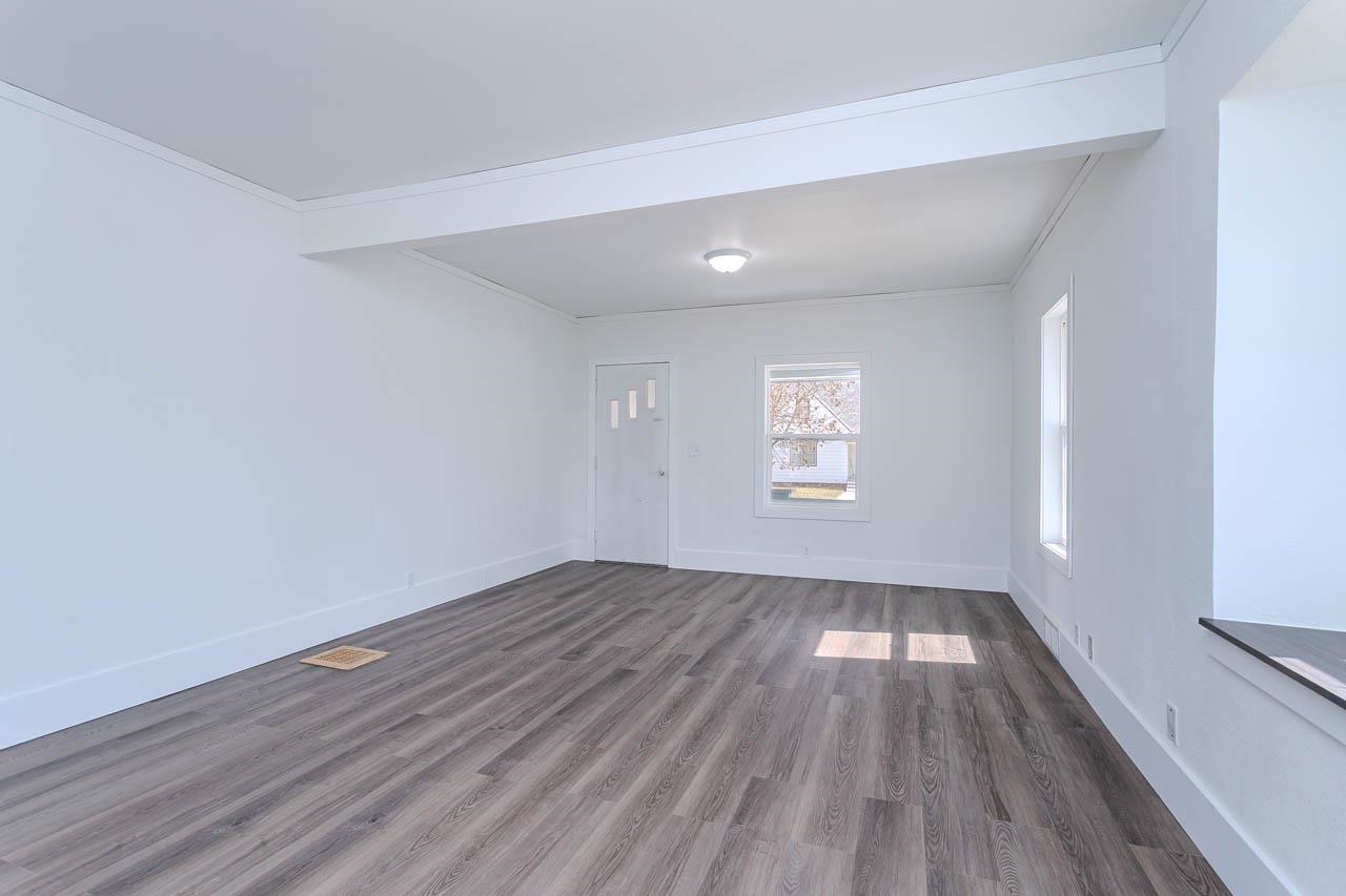 814 N 2ND AVENUE, Wausau, Wisconsin 54401, 4 Bedrooms Bedrooms, ,2 BathroomsBathrooms,Residential,For Sale,814 N 2ND AVENUE,22601414