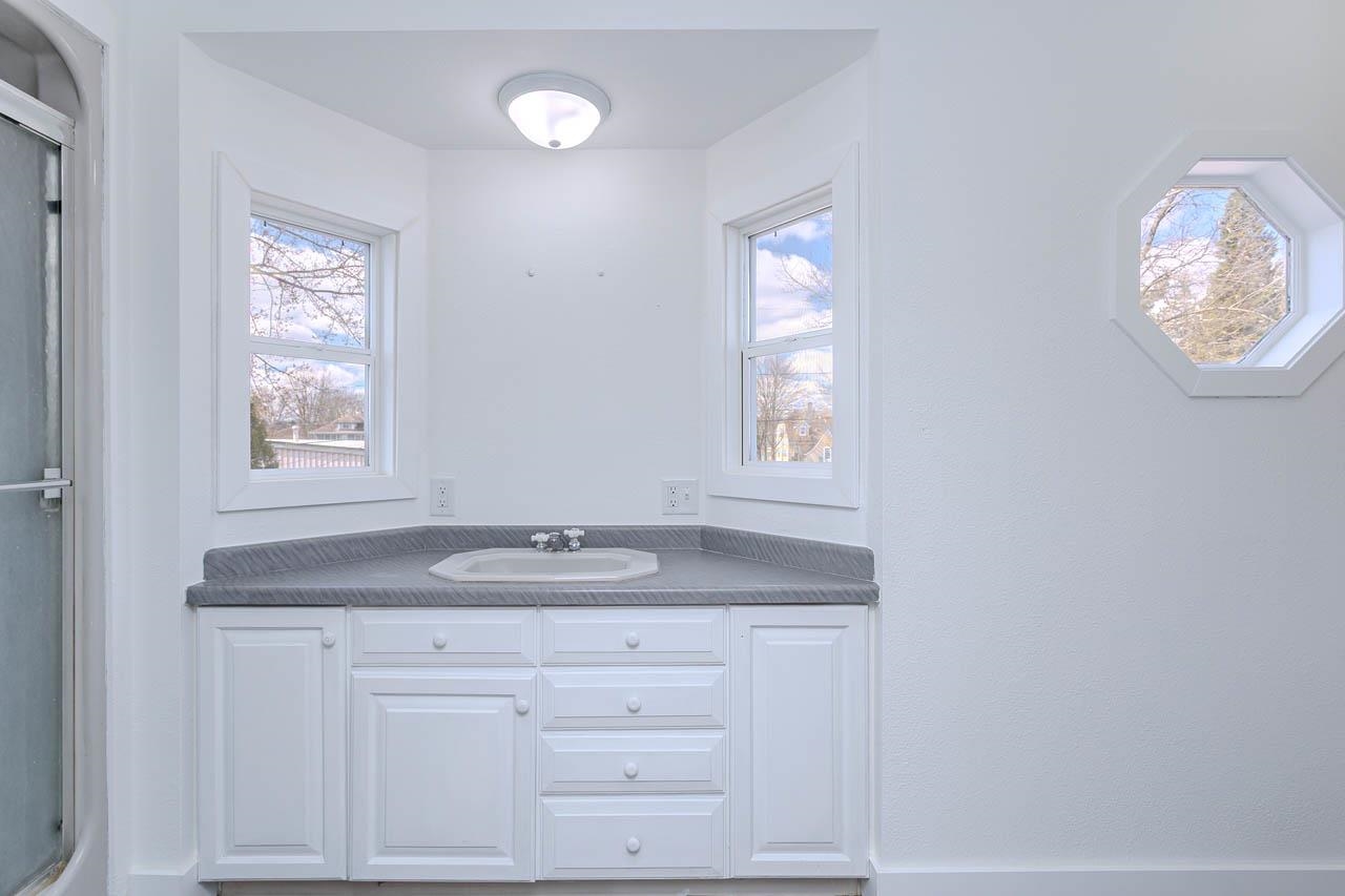 814 N 2ND AVENUE, Wausau, Wisconsin 54401, 4 Bedrooms Bedrooms, ,2 BathroomsBathrooms,Residential,For Sale,814 N 2ND AVENUE,22601414