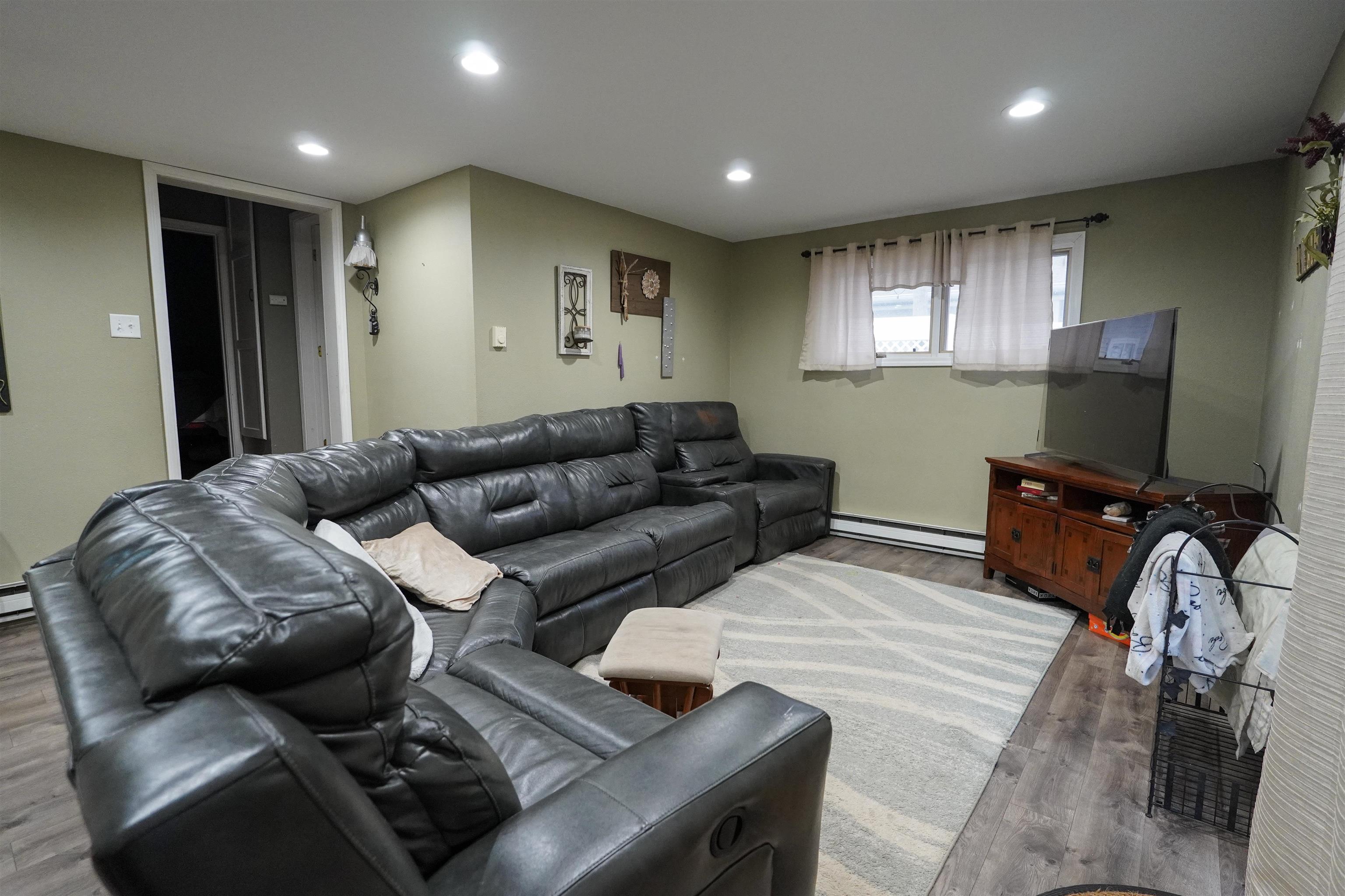 220 S SEVENTH STREET, Medford, Wisconsin 54451, 4 Bedrooms Bedrooms, ,1 BathroomBathrooms,Residential,For Sale,220 S SEVENTH STREET,22601415