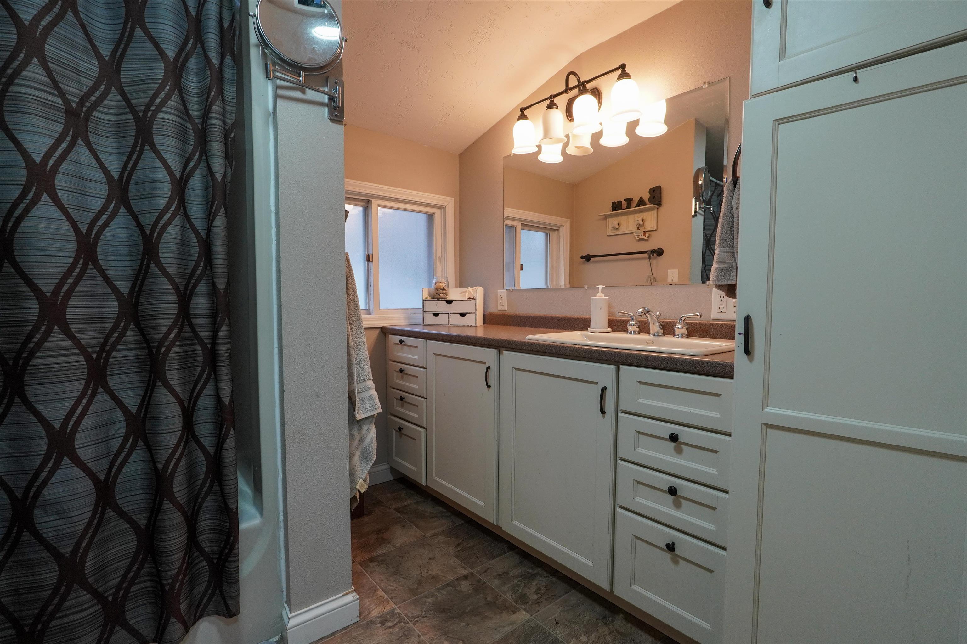 220 S SEVENTH STREET, Medford, Wisconsin 54451, 4 Bedrooms Bedrooms, ,1 BathroomBathrooms,Residential,For Sale,220 S SEVENTH STREET,22601415