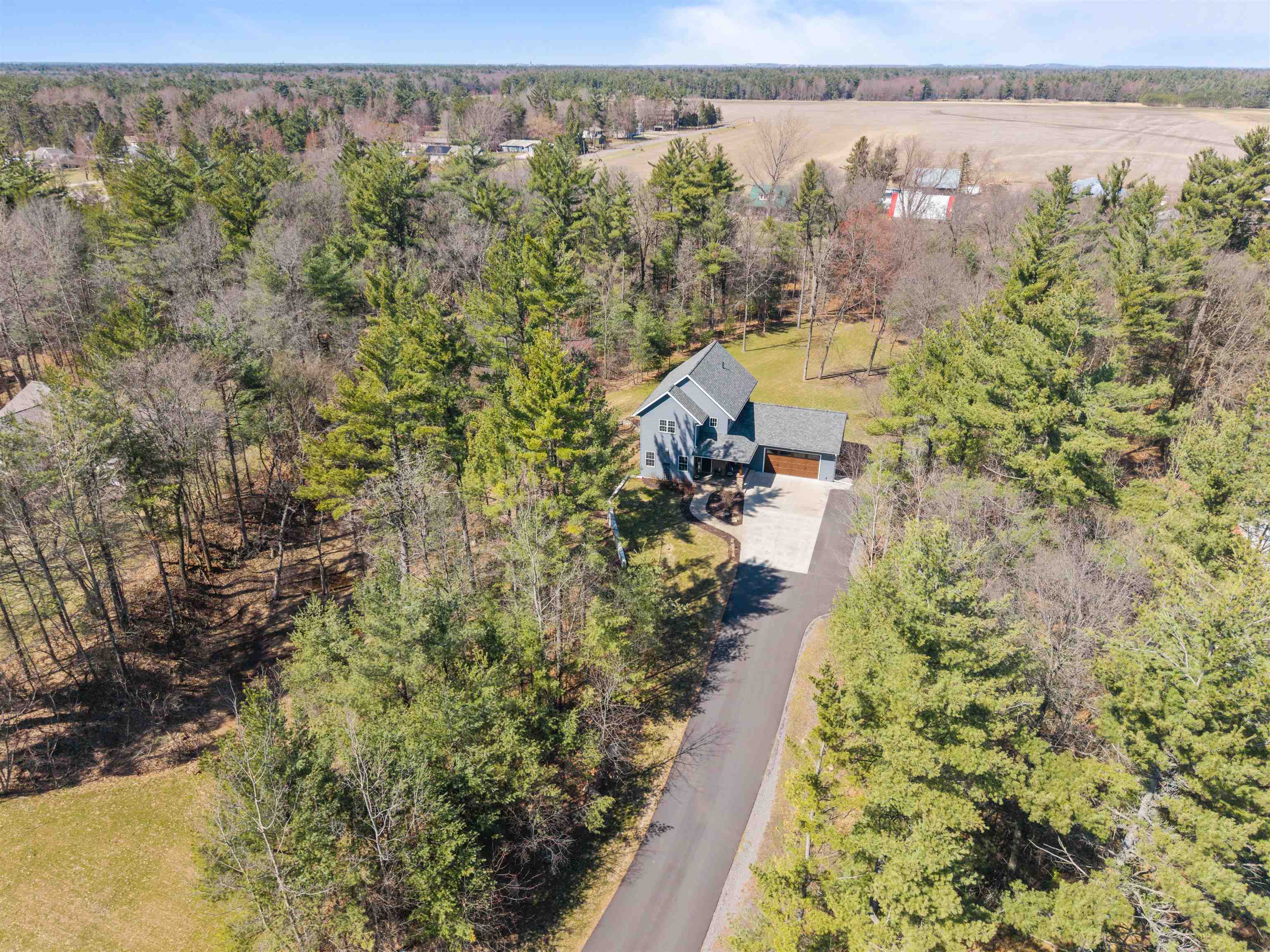 6921 LISA LANE, Wisconsin Rapids, Wisconsin 54494, 4 Bedrooms Bedrooms, ,3 BathroomsBathrooms,Residential,For Sale,6921 LISA LANE,22601417