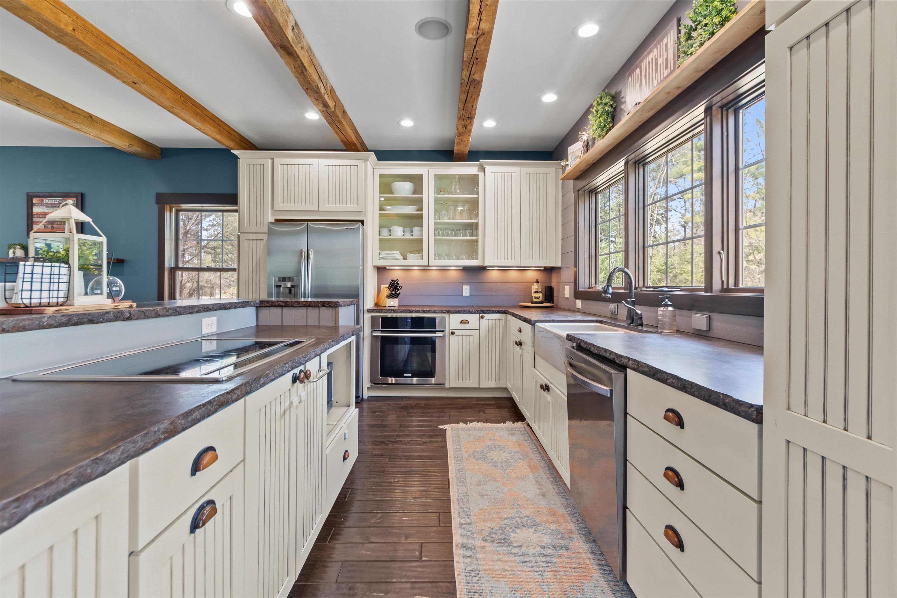 6921 LISA LANE, Wisconsin Rapids, Wisconsin 54494, 4 Bedrooms Bedrooms, ,3 BathroomsBathrooms,Residential,For Sale,6921 LISA LANE,22601417