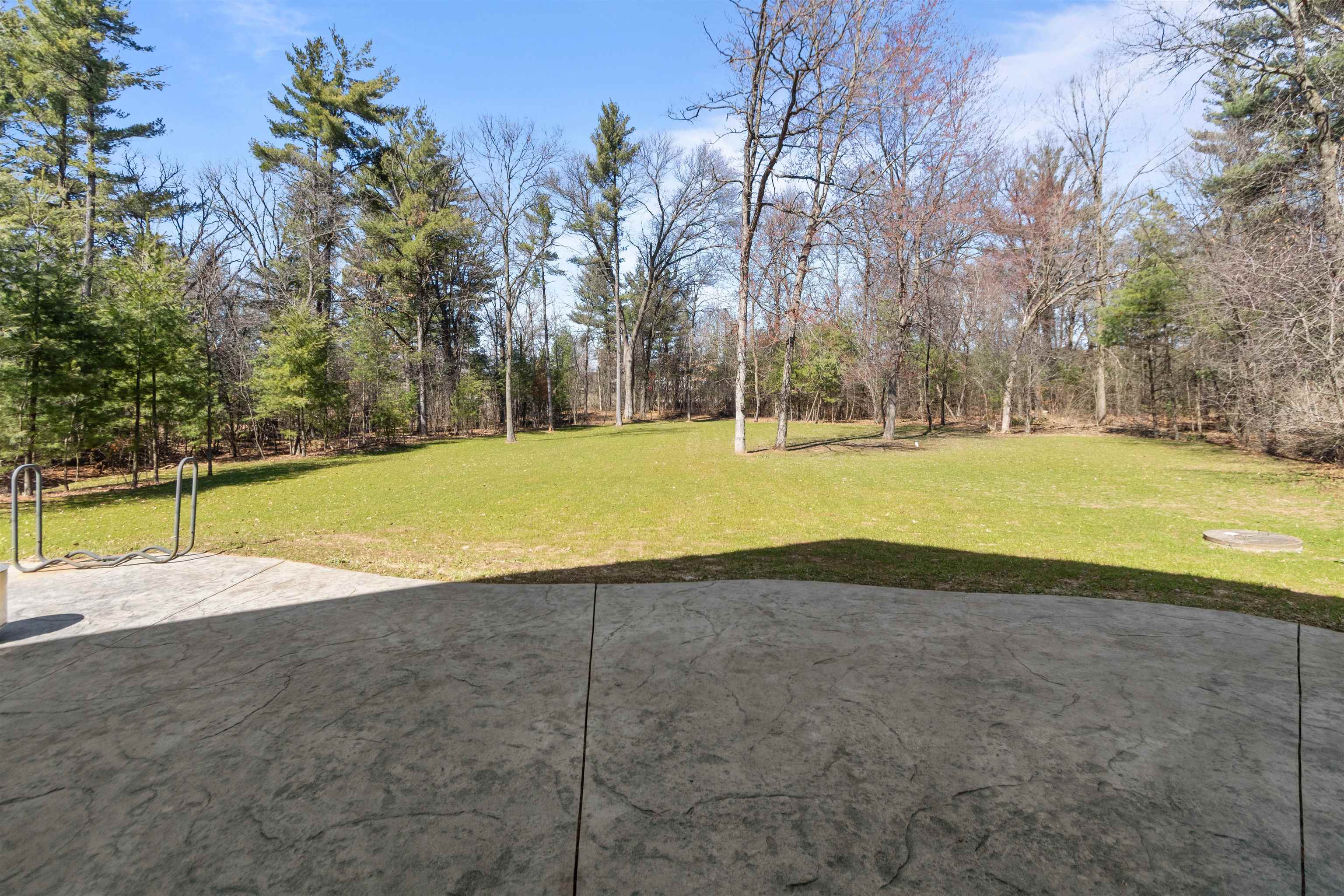 6921 LISA LANE, Wisconsin Rapids, Wisconsin 54494, 4 Bedrooms Bedrooms, ,3 BathroomsBathrooms,Residential,For Sale,6921 LISA LANE,22601417