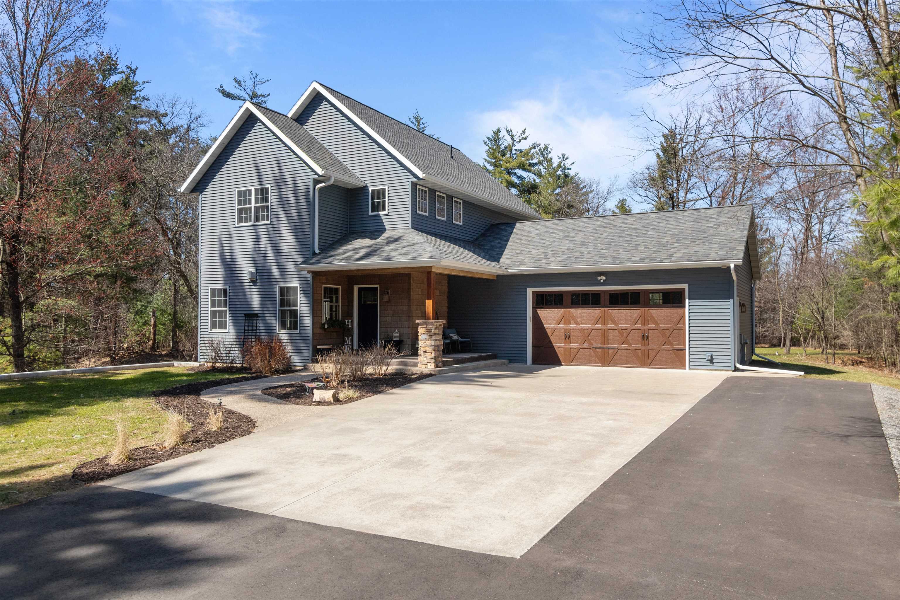 6921 LISA LANE, Wisconsin Rapids, Wisconsin 54494, 4 Bedrooms Bedrooms, ,3 BathroomsBathrooms,Residential,For Sale,6921 LISA LANE,22601417