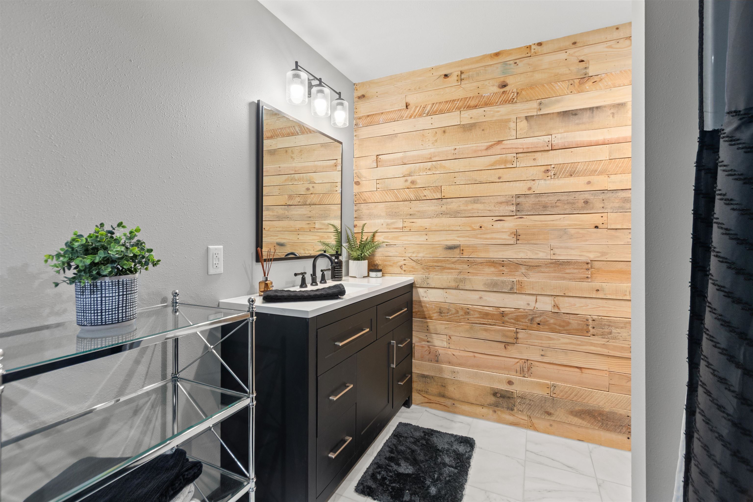 6921 LISA LANE, Wisconsin Rapids, Wisconsin 54494, 4 Bedrooms Bedrooms, ,3 BathroomsBathrooms,Residential,For Sale,6921 LISA LANE,22601417