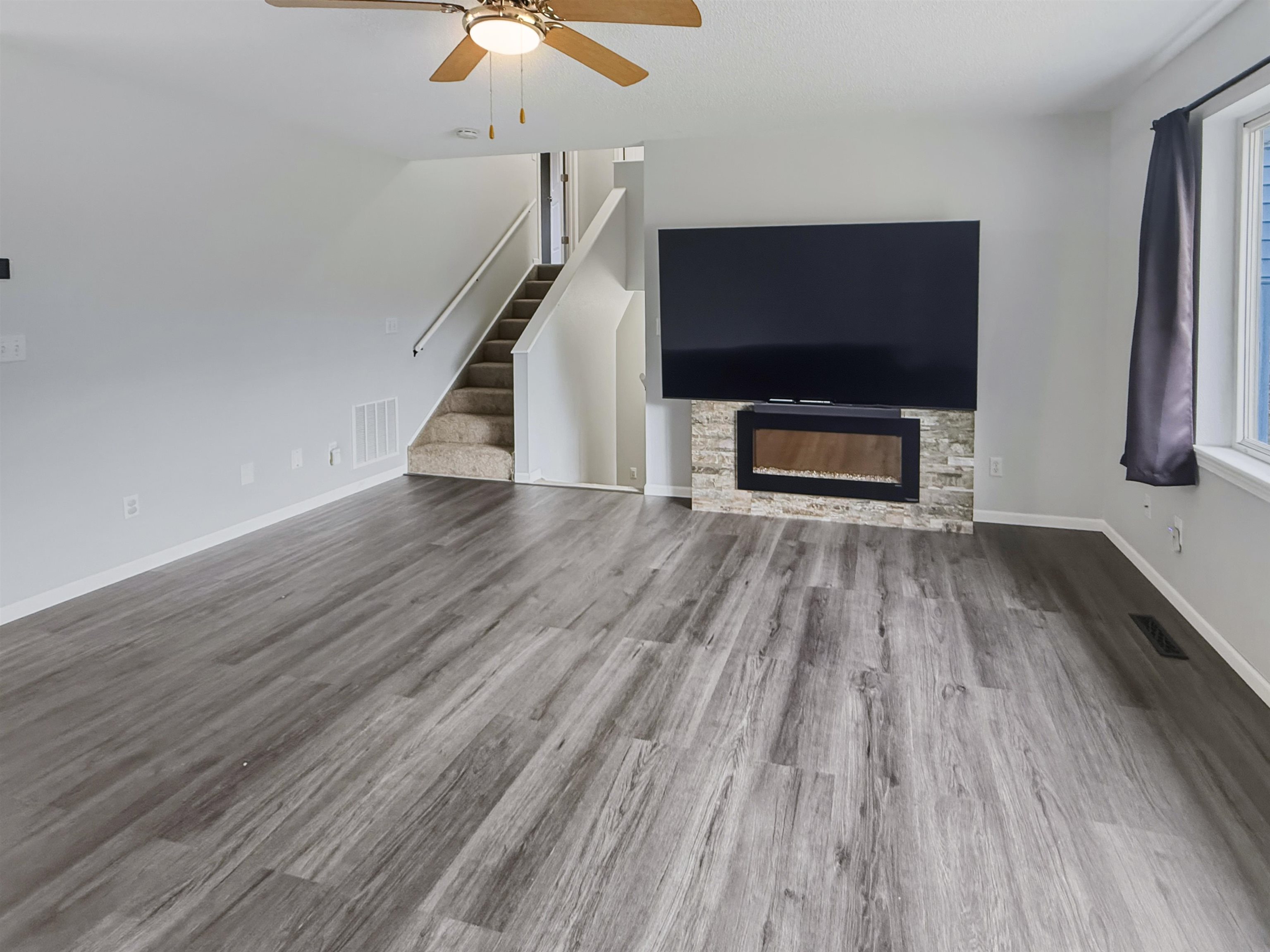 6811 ARBOR HAVEN LANE, Wisconsin Rapids, Wisconsin 54494, 3 Bedrooms Bedrooms, ,2 BathroomsBathrooms,Residential,For Sale,6811 ARBOR HAVEN LANE,22601420