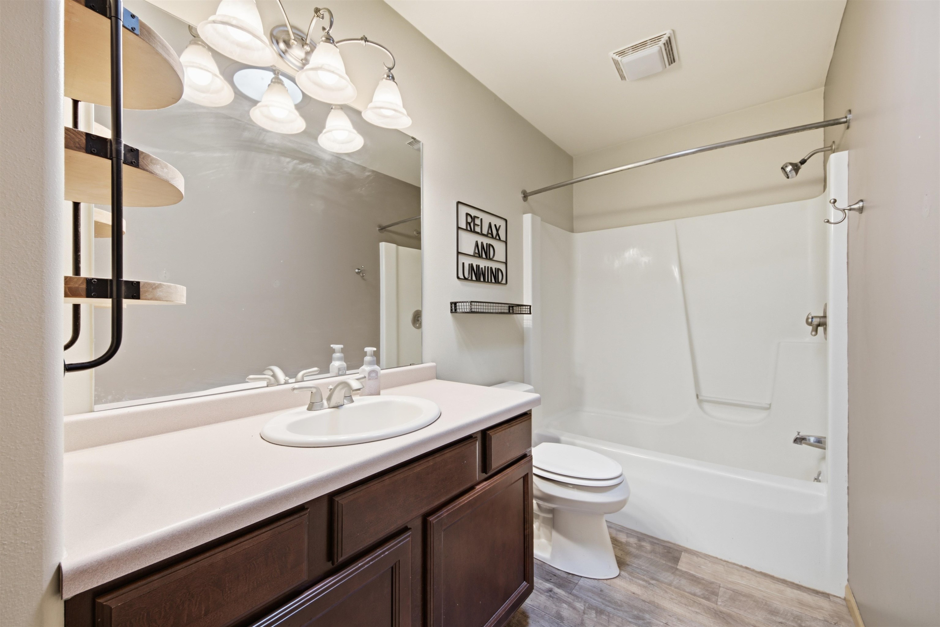 1709 N HUME AVENUE, Marshfield, Wisconsin 54449, 3 Bedrooms Bedrooms, ,3 BathroomsBathrooms,Residential,For Sale,1709 N HUME AVENUE,22601422