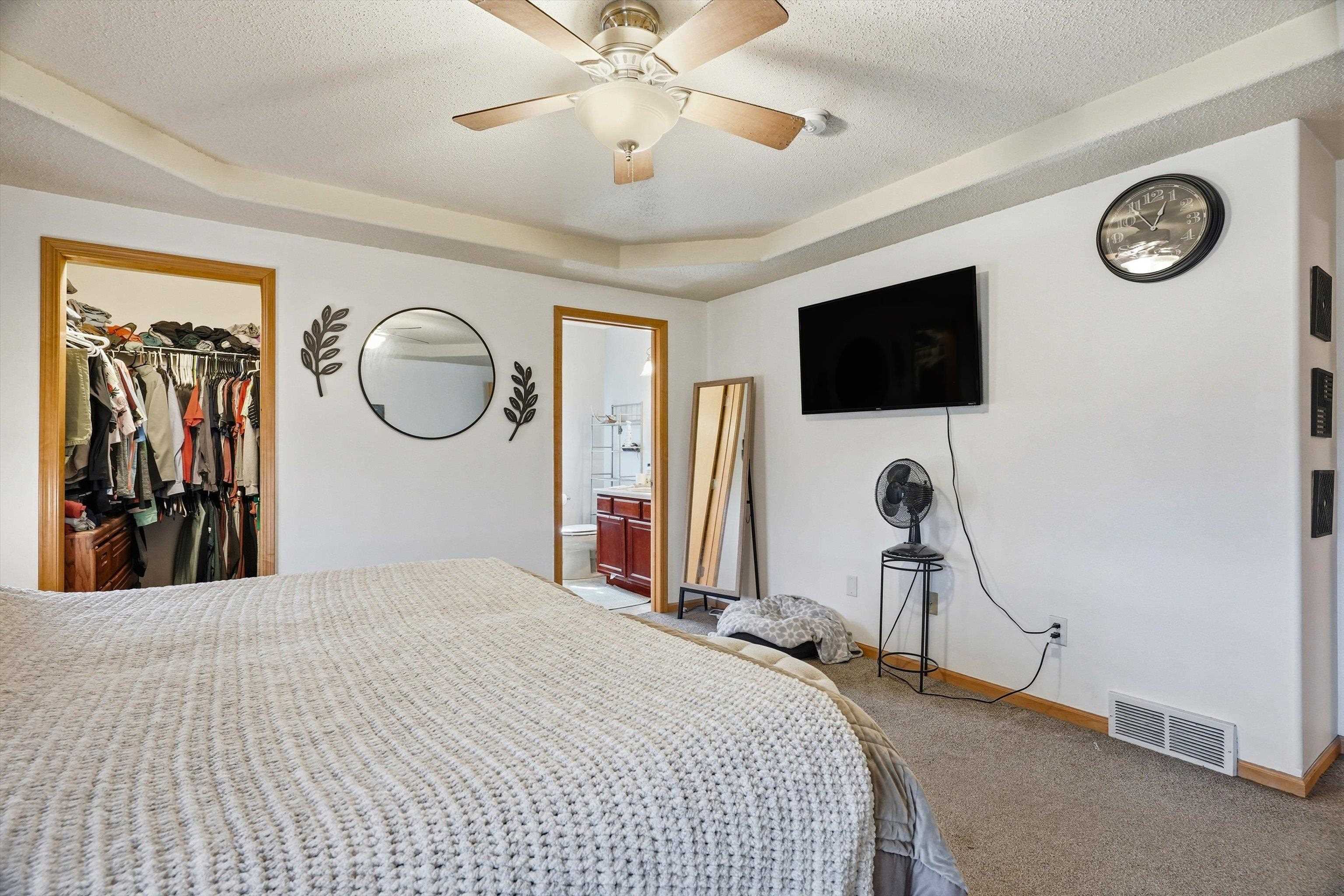 1709 N HUME AVENUE, Marshfield, Wisconsin 54449, 3 Bedrooms Bedrooms, ,3 BathroomsBathrooms,Residential,For Sale,1709 N HUME AVENUE,22601422