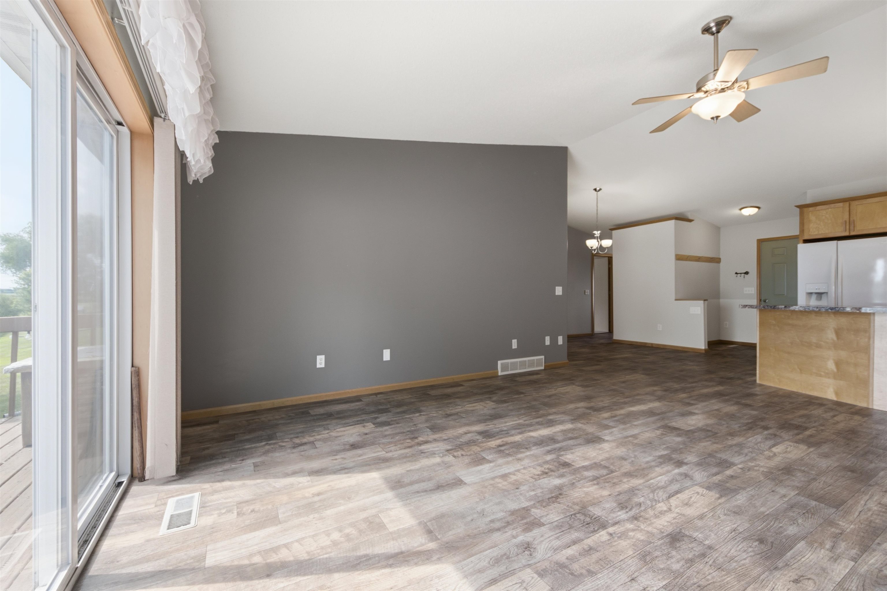 1709 N HUME AVENUE, Marshfield, Wisconsin 54449, 3 Bedrooms Bedrooms, ,3 BathroomsBathrooms,Residential,For Sale,1709 N HUME AVENUE,22601422