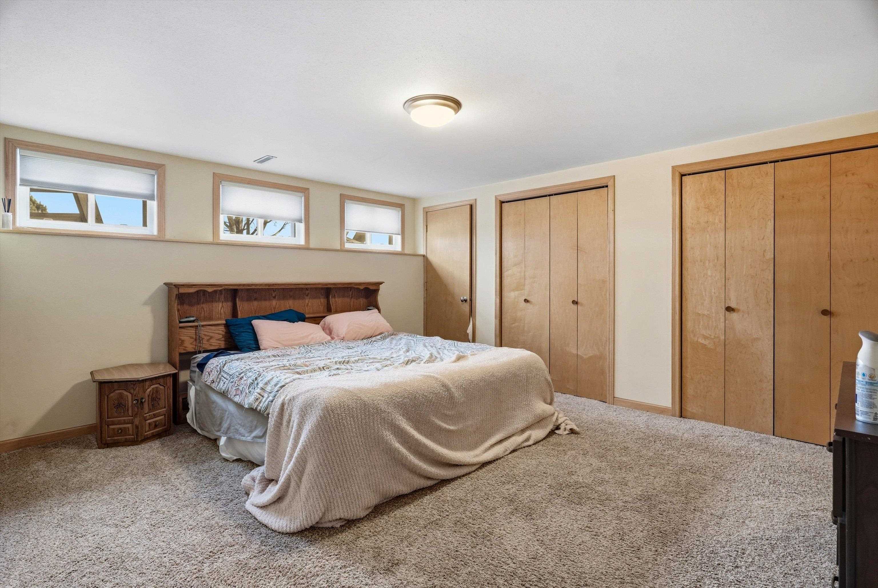 1709 N HUME AVENUE, Marshfield, Wisconsin 54449, 3 Bedrooms Bedrooms, ,3 BathroomsBathrooms,Residential,For Sale,1709 N HUME AVENUE,22601422