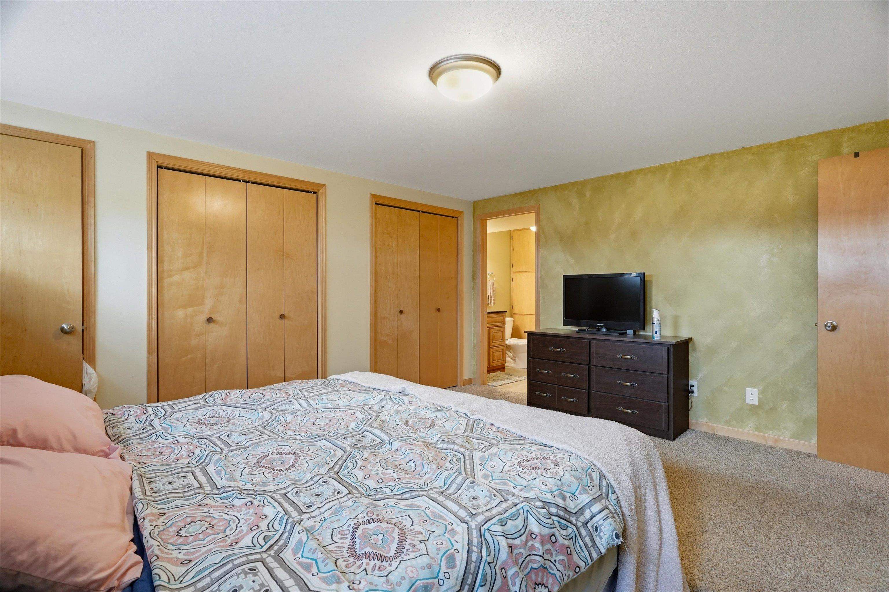 1709 N HUME AVENUE, Marshfield, Wisconsin 54449, 3 Bedrooms Bedrooms, ,3 BathroomsBathrooms,Residential,For Sale,1709 N HUME AVENUE,22601422