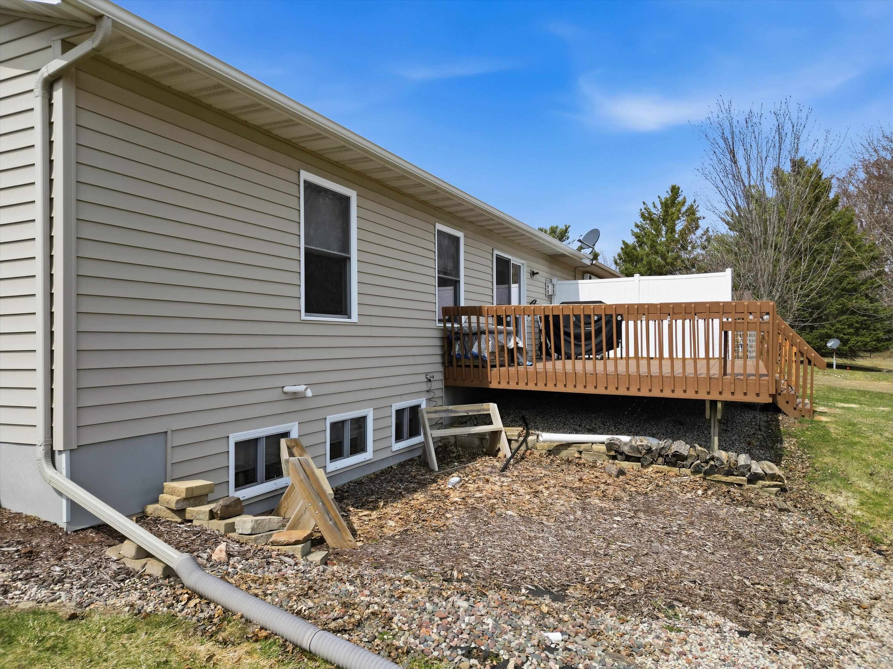 1709 N HUME AVENUE, Marshfield, Wisconsin 54449, 3 Bedrooms Bedrooms, ,3 BathroomsBathrooms,Residential,For Sale,1709 N HUME AVENUE,22601422