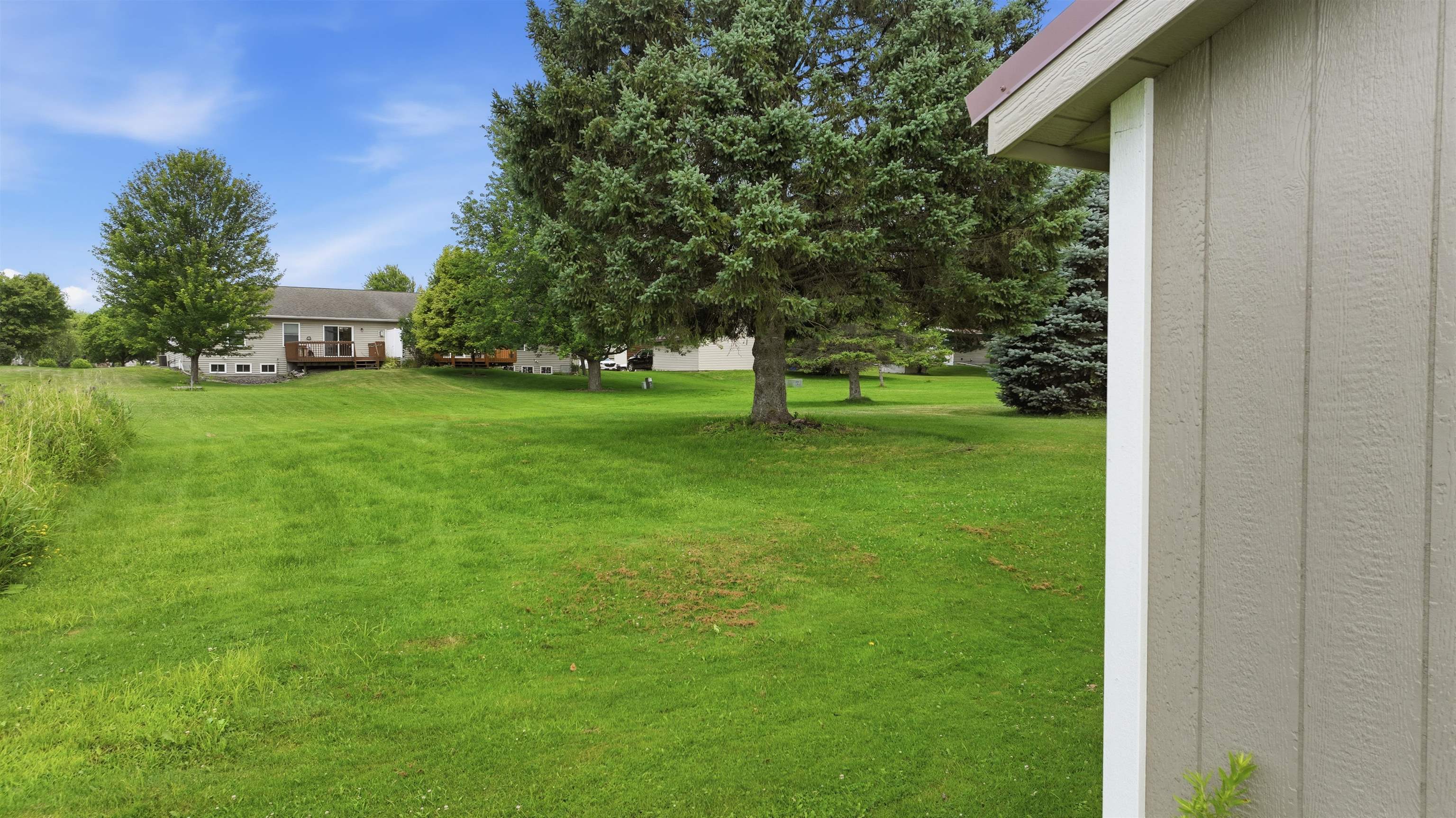 1709 N HUME AVENUE, Marshfield, Wisconsin 54449, 3 Bedrooms Bedrooms, ,3 BathroomsBathrooms,Residential,For Sale,1709 N HUME AVENUE,22601422