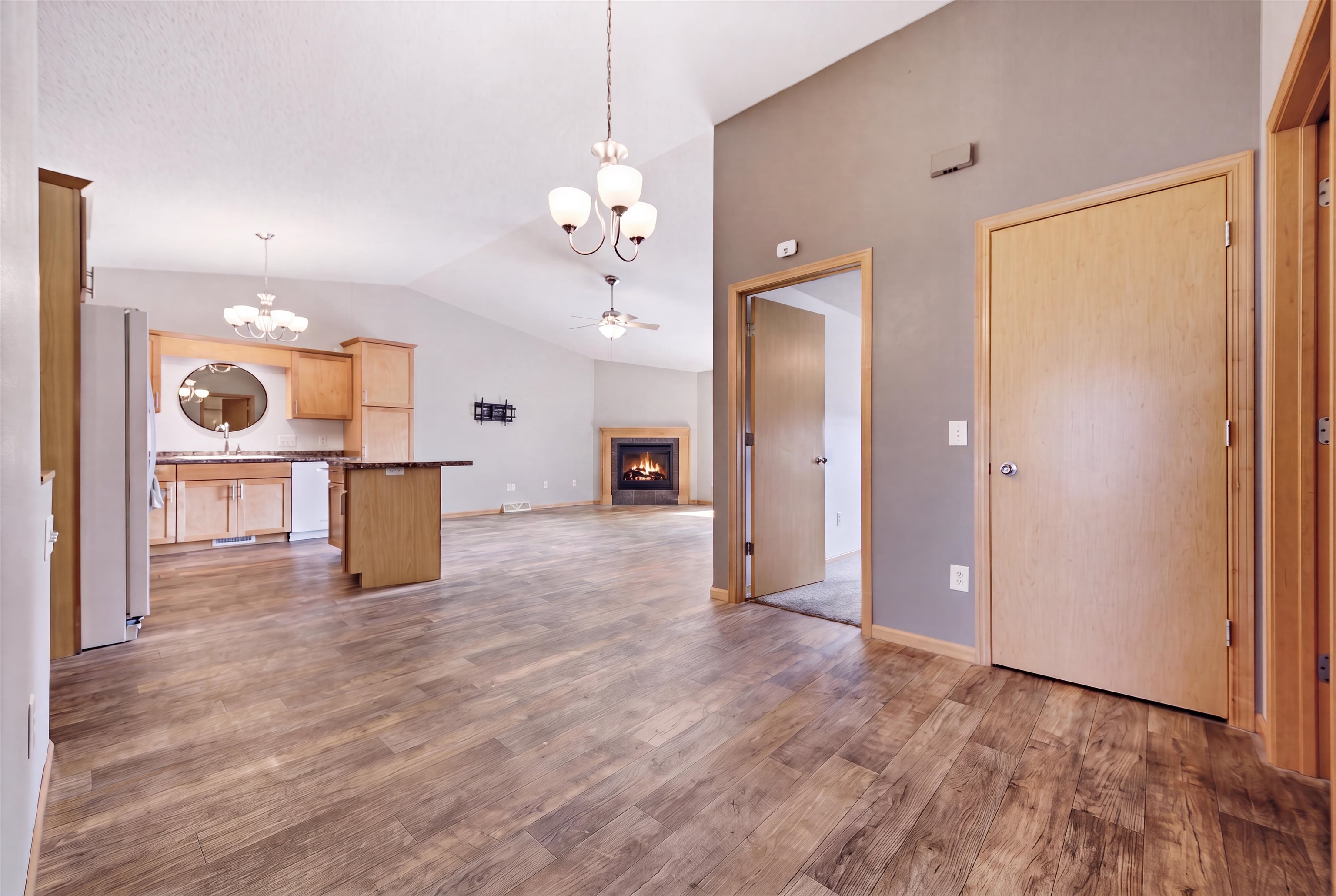 1709 N HUME AVENUE, Marshfield, Wisconsin 54449, 3 Bedrooms Bedrooms, ,3 BathroomsBathrooms,Residential,For Sale,1709 N HUME AVENUE,22601422