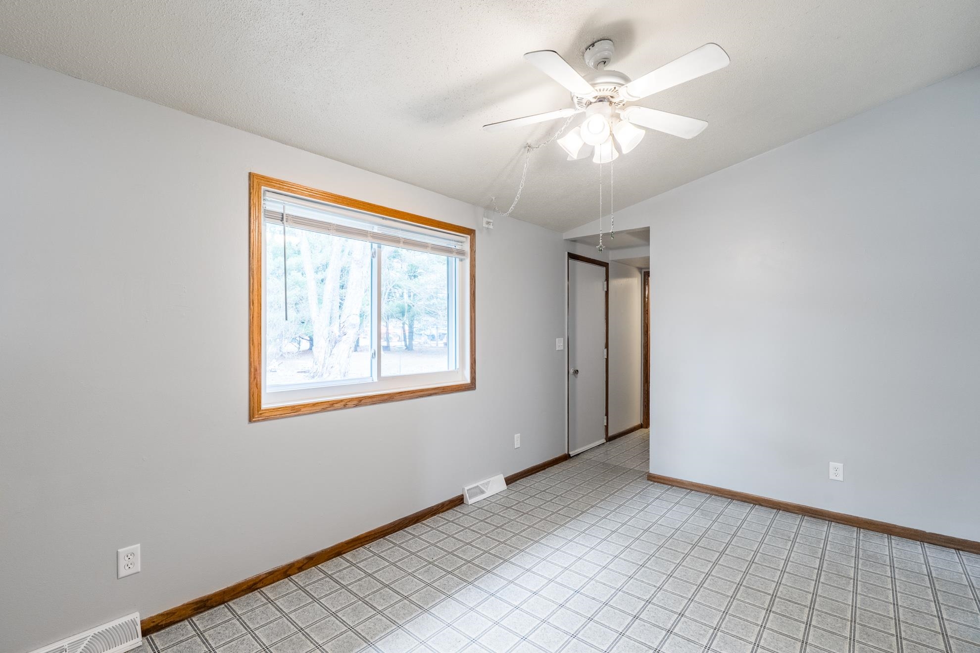 990 OKEEFE DRIVE, Kronenwetter, Wisconsin 54455, 3 Bedrooms Bedrooms, ,1 BathroomBathrooms,Residential,For Sale,990 OKEEFE DRIVE,22601426