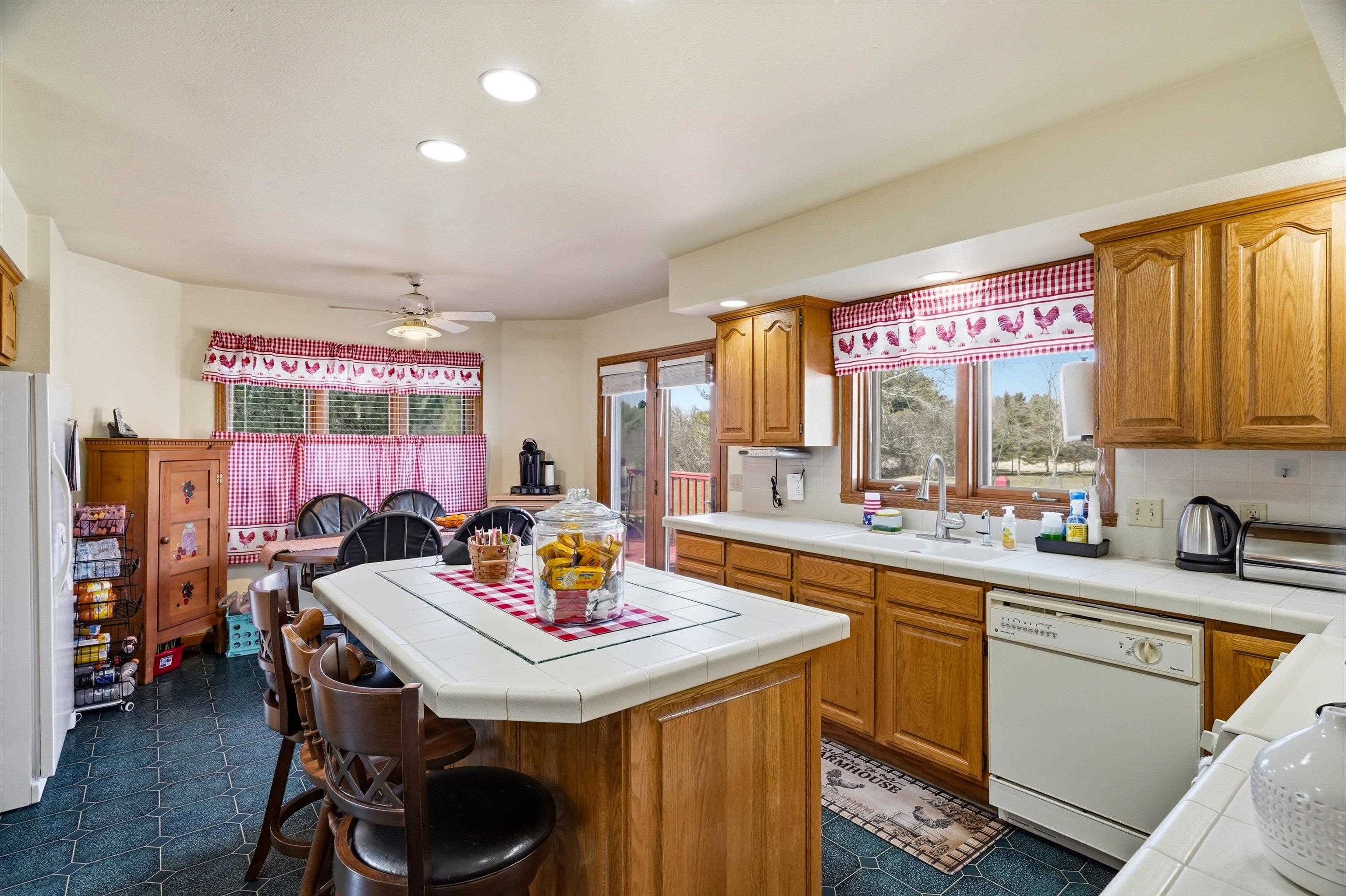 11712 EISENHOWER DRIVE, Chili, Wisconsin 54420, 3 Bedrooms Bedrooms, ,3 BathroomsBathrooms,Residential,For Sale,11712 EISENHOWER DRIVE,22601428