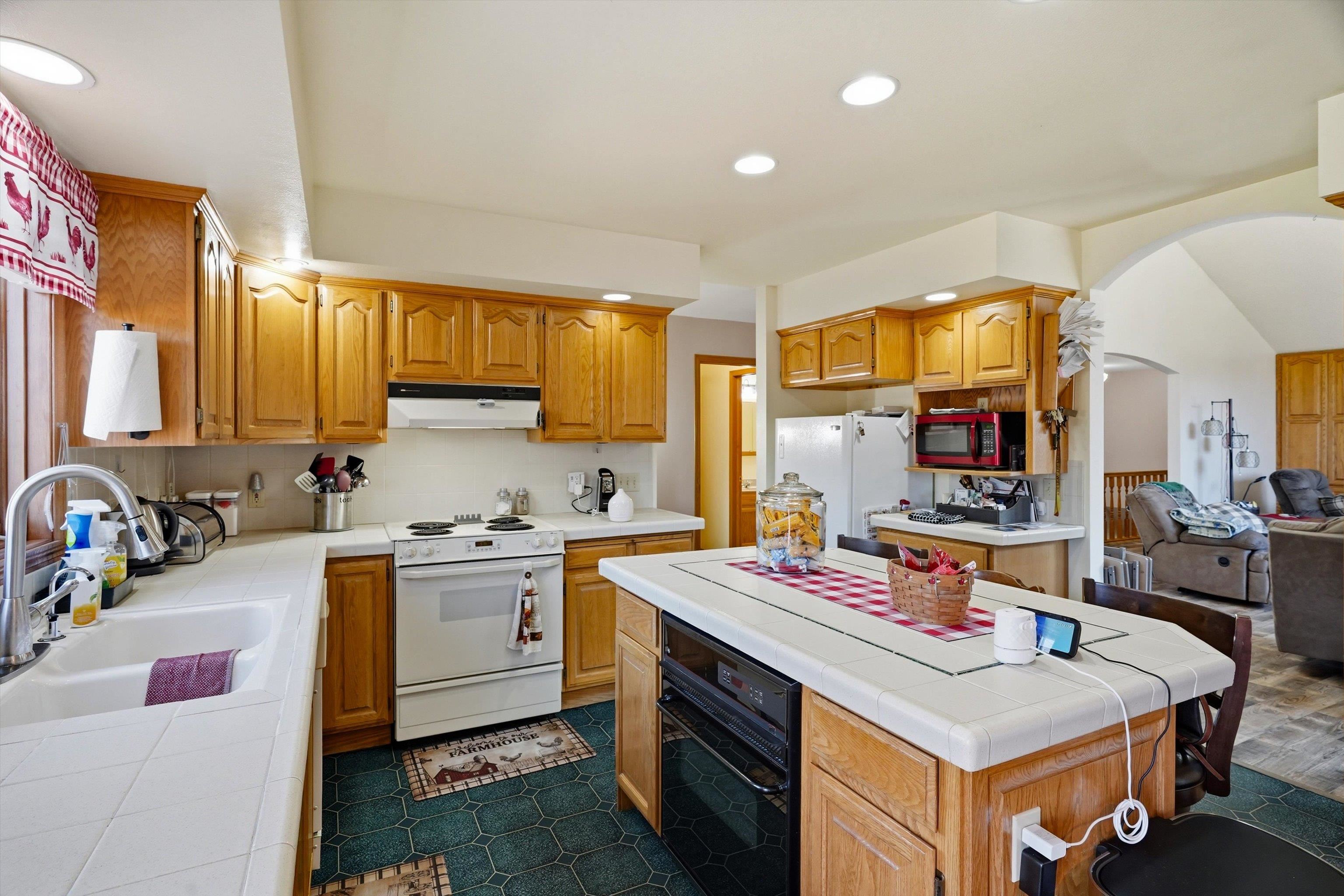 11712 EISENHOWER DRIVE, Chili, Wisconsin 54420, 3 Bedrooms Bedrooms, ,3 BathroomsBathrooms,Residential,For Sale,11712 EISENHOWER DRIVE,22601428
