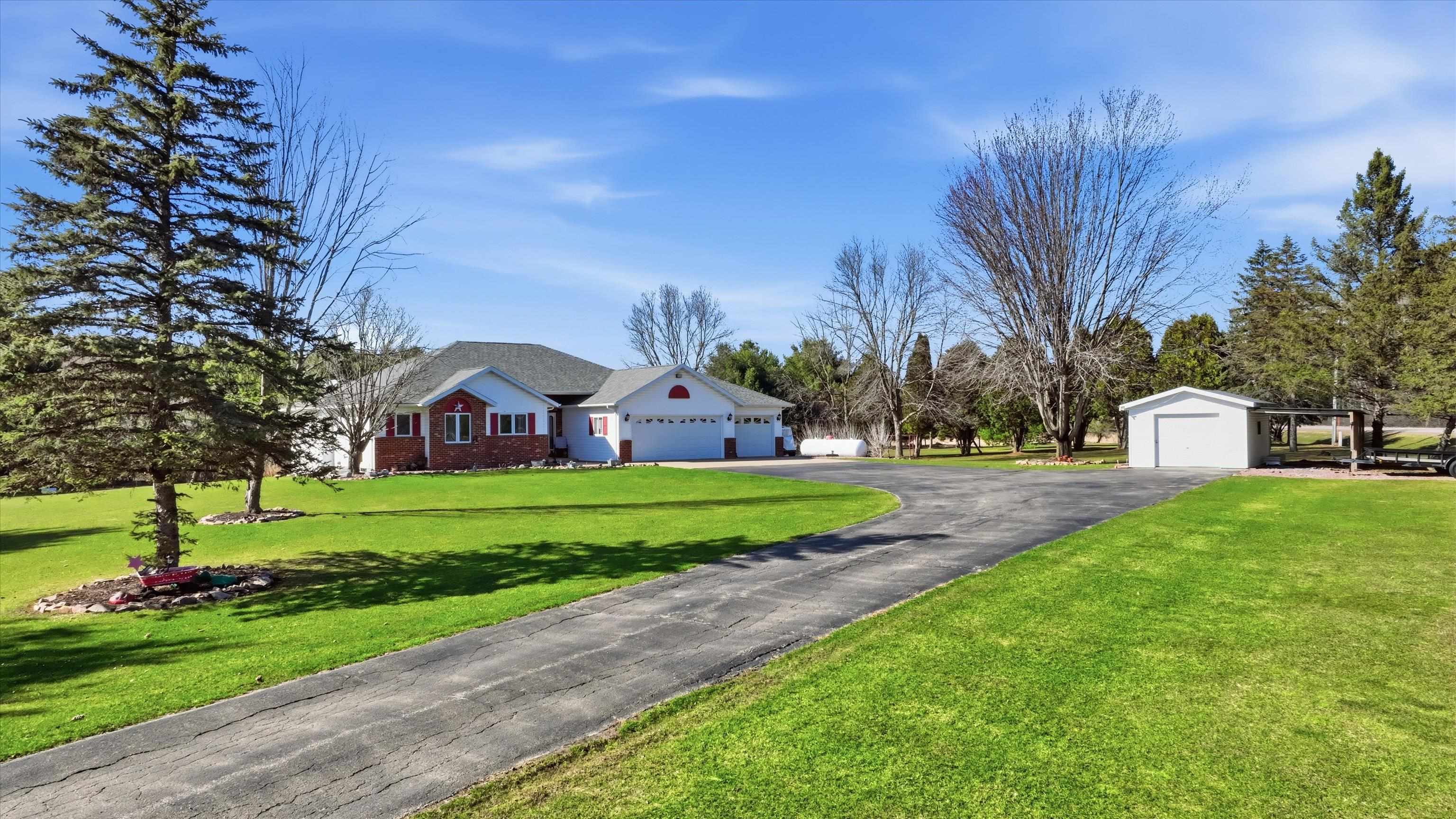 11712 EISENHOWER DRIVE, Chili, Wisconsin 54420, 3 Bedrooms Bedrooms, ,3 BathroomsBathrooms,Residential,For Sale,11712 EISENHOWER DRIVE,22601428