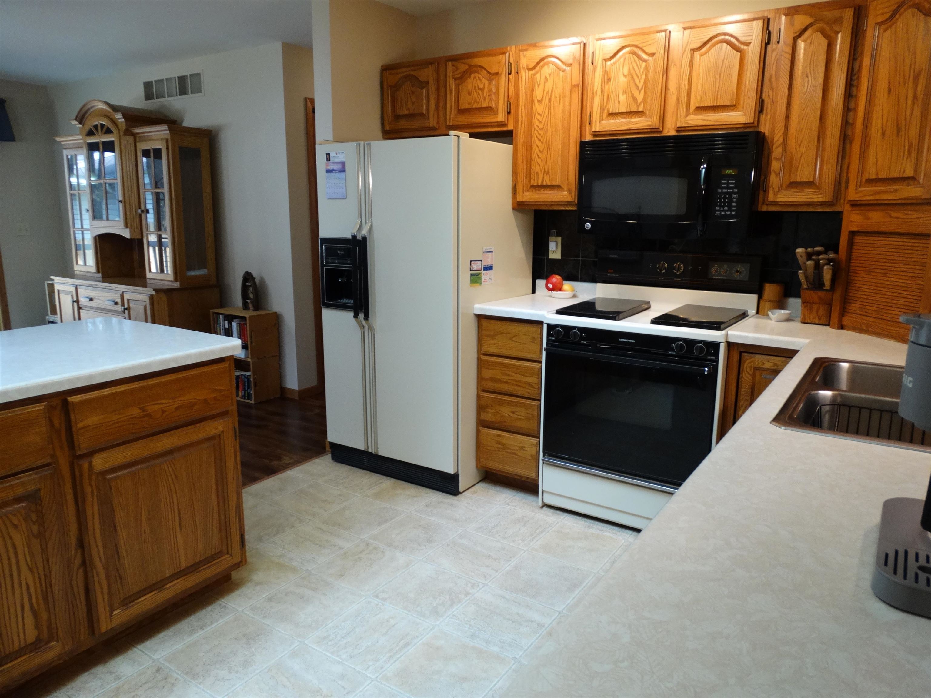 3141 CONCORD BOULEVARD, Plover, Wisconsin 54467, 3 Bedrooms Bedrooms, ,2 BathroomsBathrooms,Residential,For Sale,3141 CONCORD BOULEVARD,22601432