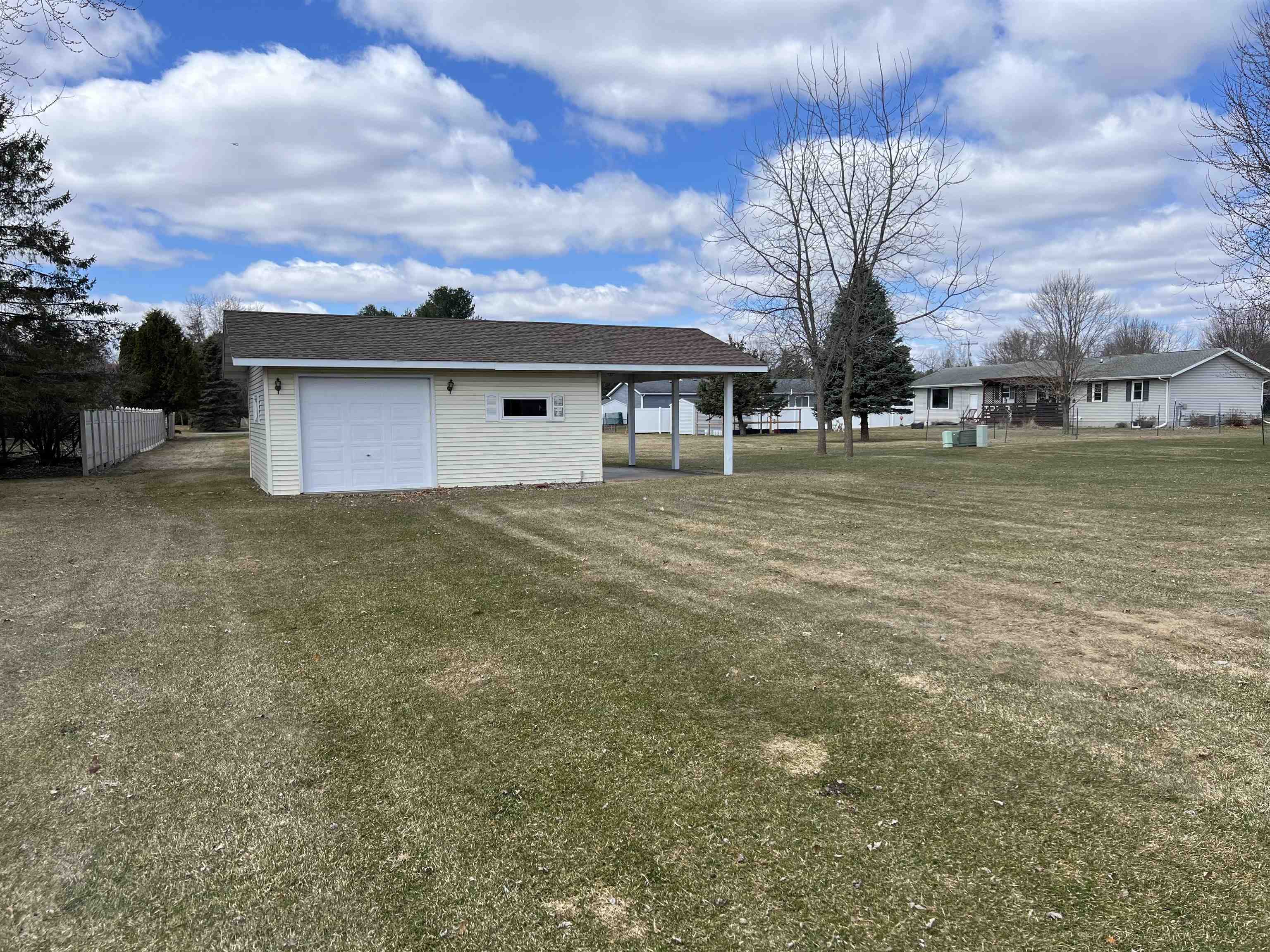 226050 BLUEGILL AVENUE, Wausau, Wisconsin 54401, 3 Bedrooms Bedrooms, ,1 BathroomBathrooms,Residential,For Sale,226050 BLUEGILL AVENUE,22601438