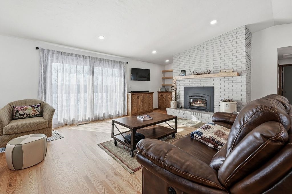 E1517 JOHNSON ROAD, Iola, Wisconsin 54945, 3 Bedrooms Bedrooms, ,3 BathroomsBathrooms,Residential,For Sale,E1517 JOHNSON ROAD,22601439