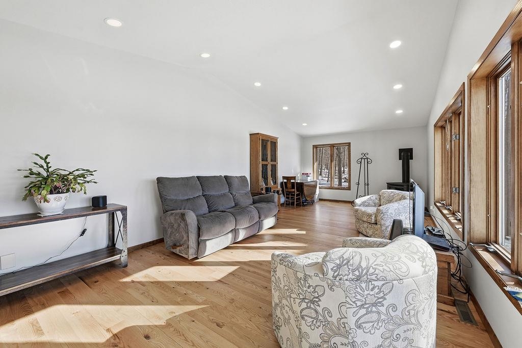 E1517 JOHNSON ROAD, Iola, Wisconsin 54945, 3 Bedrooms Bedrooms, ,3 BathroomsBathrooms,Residential,For Sale,E1517 JOHNSON ROAD,22601439