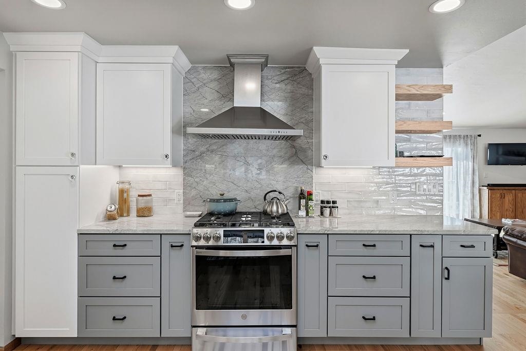 E1517 JOHNSON ROAD, Iola, Wisconsin 54945, 3 Bedrooms Bedrooms, ,3 BathroomsBathrooms,Residential,For Sale,E1517 JOHNSON ROAD,22601439