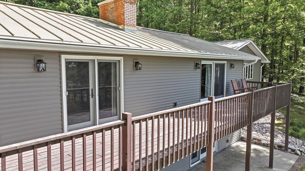 E1517 W JOHNSON ROAD, Iola, Wisconsin 54945, 3 Bedrooms Bedrooms, ,3 BathroomsBathrooms,Residential,For Sale,E1517 W JOHNSON ROAD,22601439
