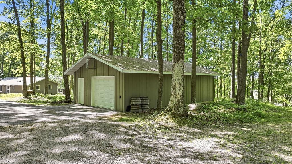 E1517 W JOHNSON ROAD, Iola, Wisconsin 54945, 3 Bedrooms Bedrooms, ,3 BathroomsBathrooms,Residential,For Sale,E1517 W JOHNSON ROAD,22601439