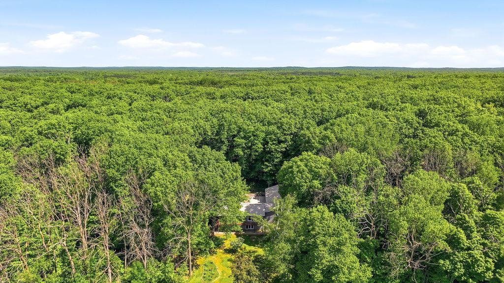 E1517 W JOHNSON ROAD, Iola, Wisconsin 54945, 3 Bedrooms Bedrooms, ,3 BathroomsBathrooms,Residential,For Sale,E1517 W JOHNSON ROAD,22601439
