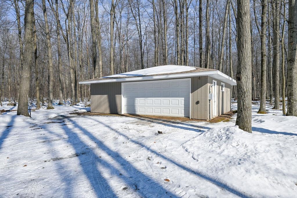 E1517 JOHNSON ROAD, Iola, Wisconsin 54945, 3 Bedrooms Bedrooms, ,3 BathroomsBathrooms,Residential,For Sale,E1517 JOHNSON ROAD,22601439