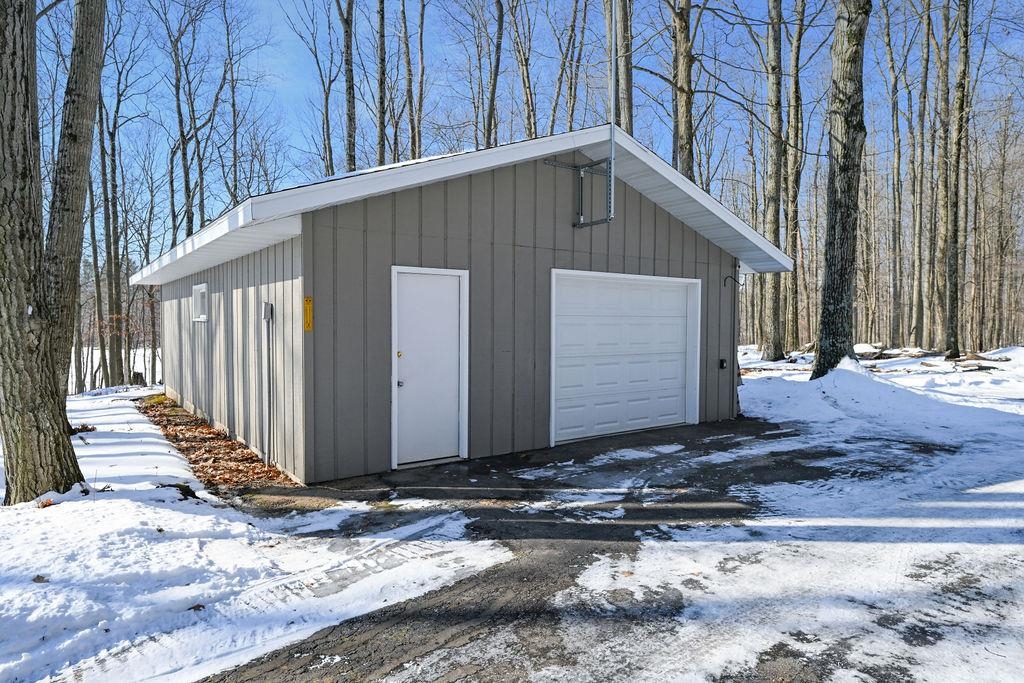 E1517 JOHNSON ROAD, Iola, Wisconsin 54945, 3 Bedrooms Bedrooms, ,3 BathroomsBathrooms,Residential,For Sale,E1517 JOHNSON ROAD,22601439