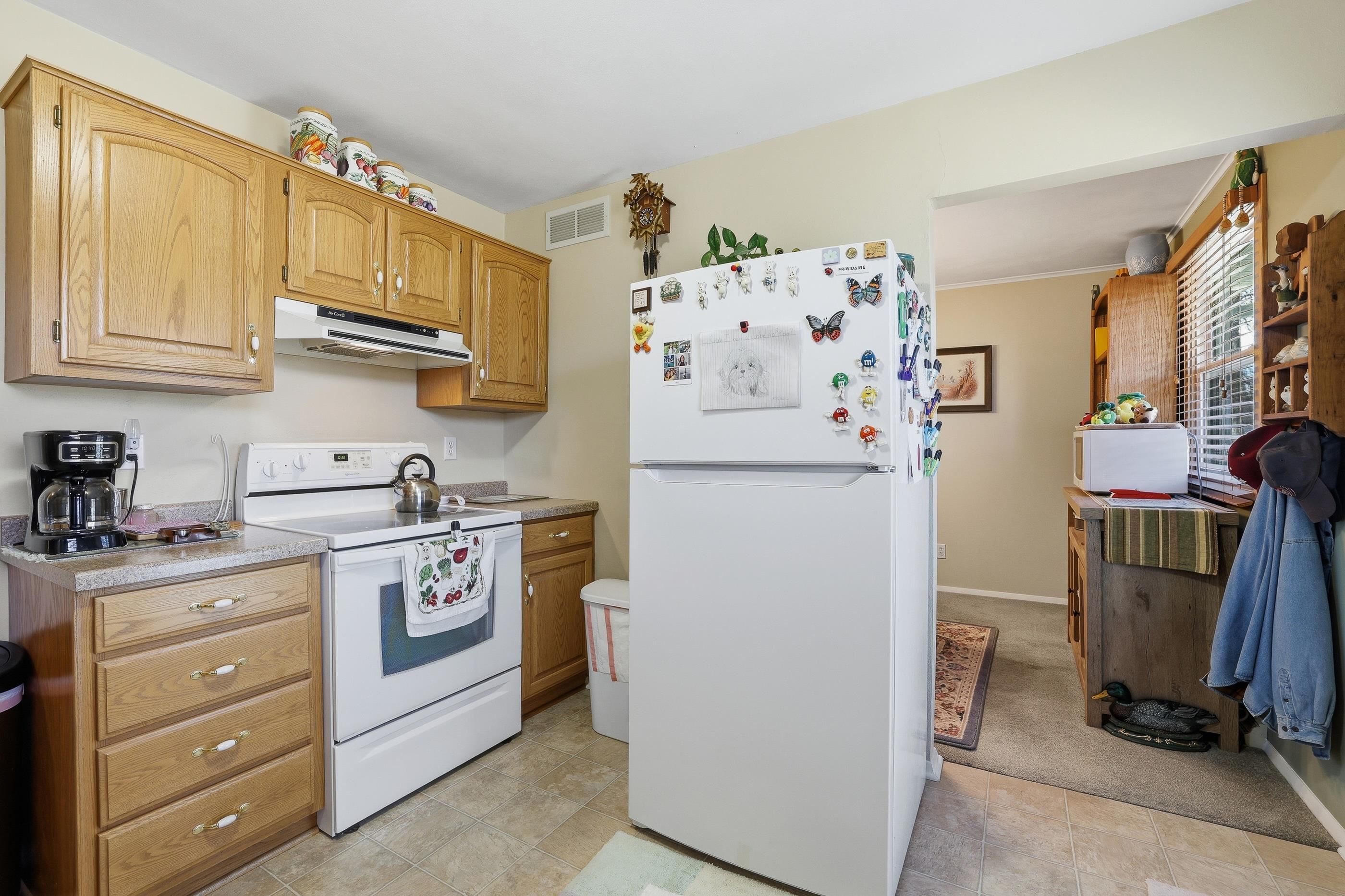 1561 OJIBWA LANE, Plover, Wisconsin 54467, 4 Bedrooms Bedrooms, ,2 BathroomsBathrooms,Residential,For Sale,1561 OJIBWA LANE,22601442